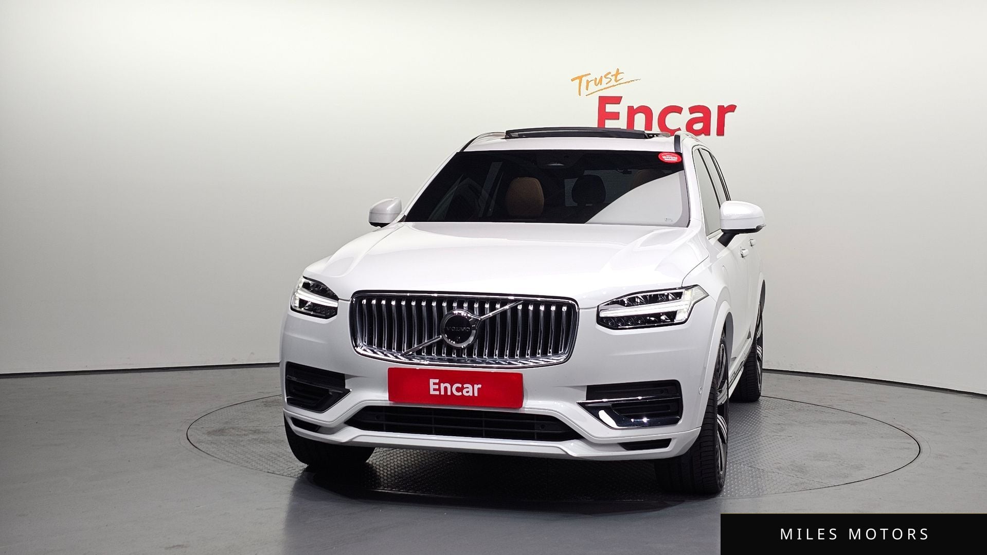 Volvo XC90 2023 — миниатюра 3