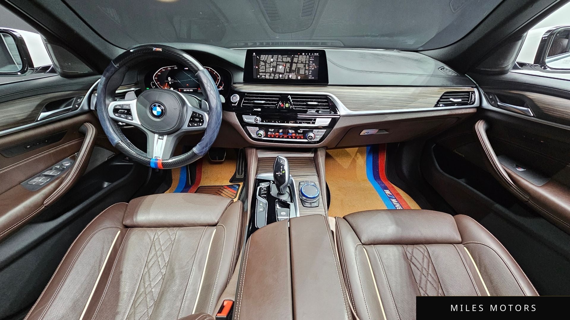 BMW 5 Series (G30) 2020 — миниатюра 10