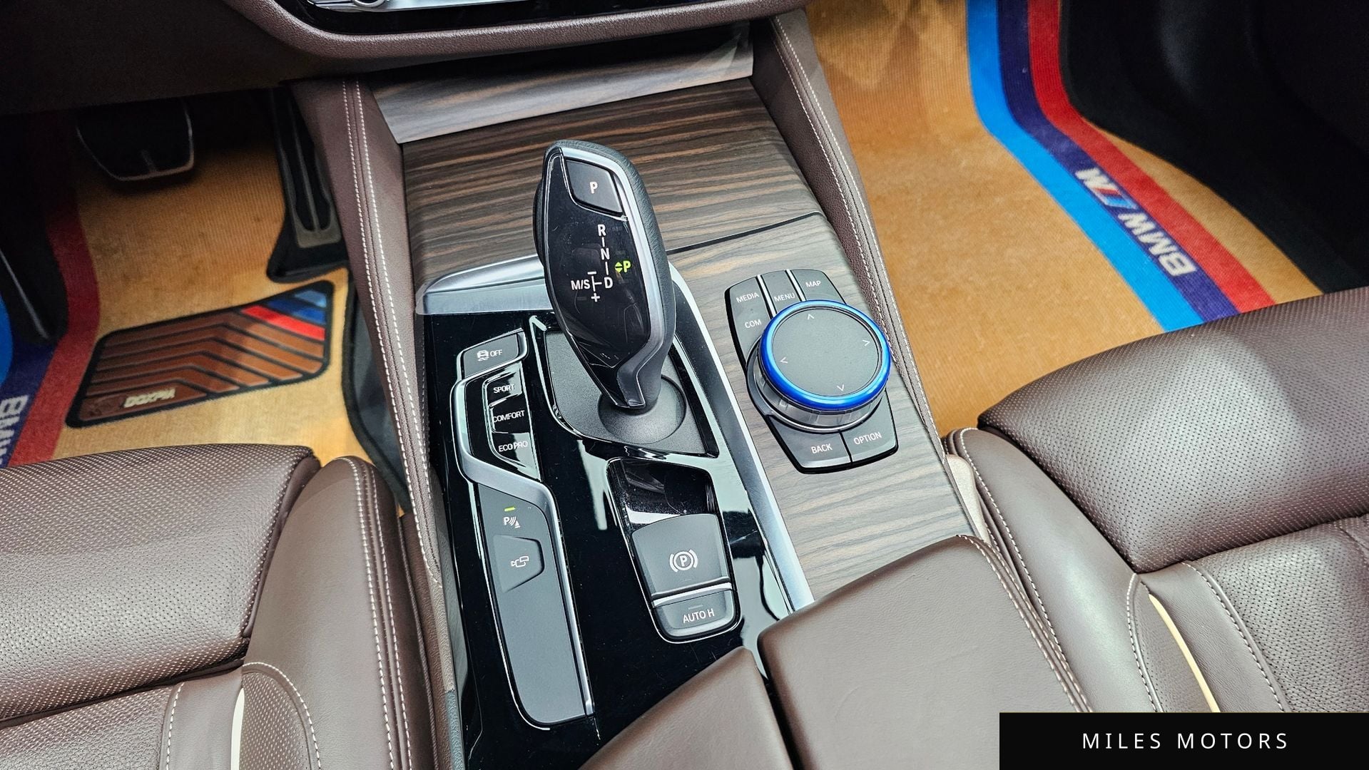 BMW 5 Series (G30) 2020 — миниатюра 12