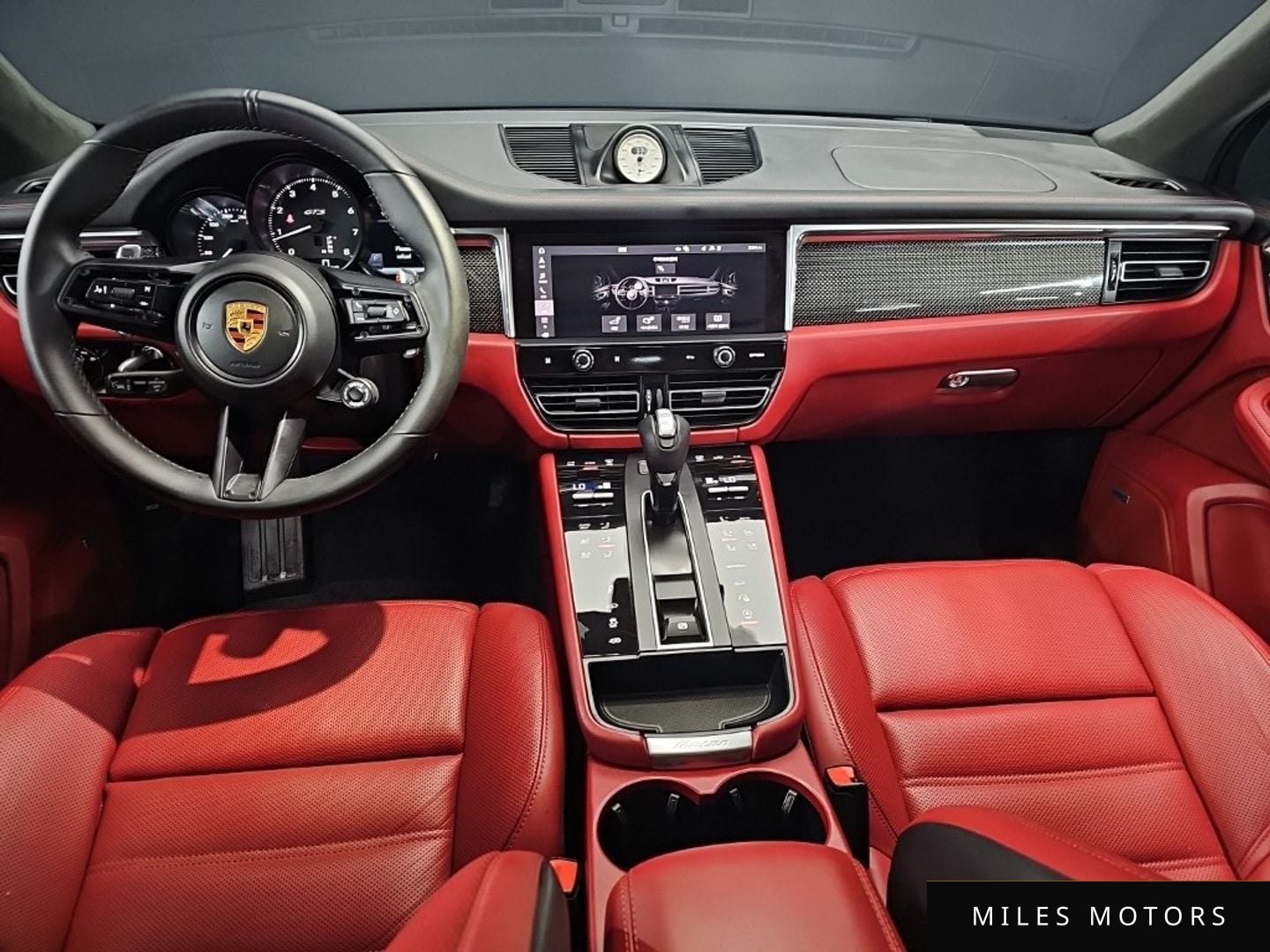 Porsche Macan 2023 — миниатюра 7