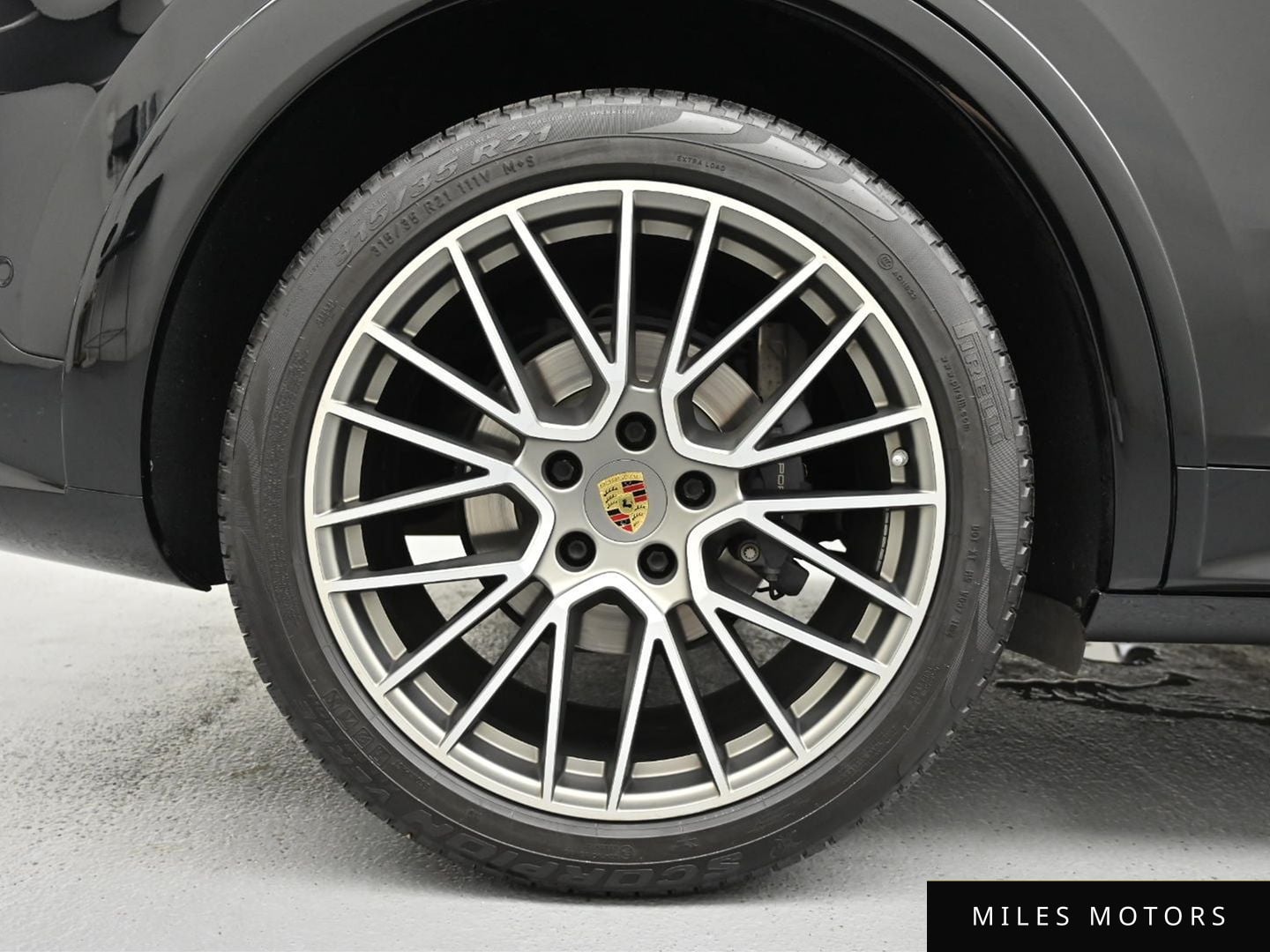 Porsche Cayenne 2022 — миниатюра 5