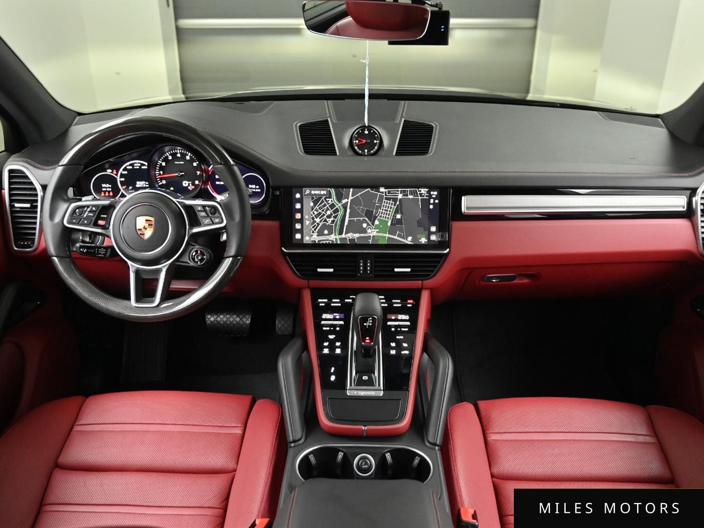 Porsche Cayenne 2022 — миниатюра 7