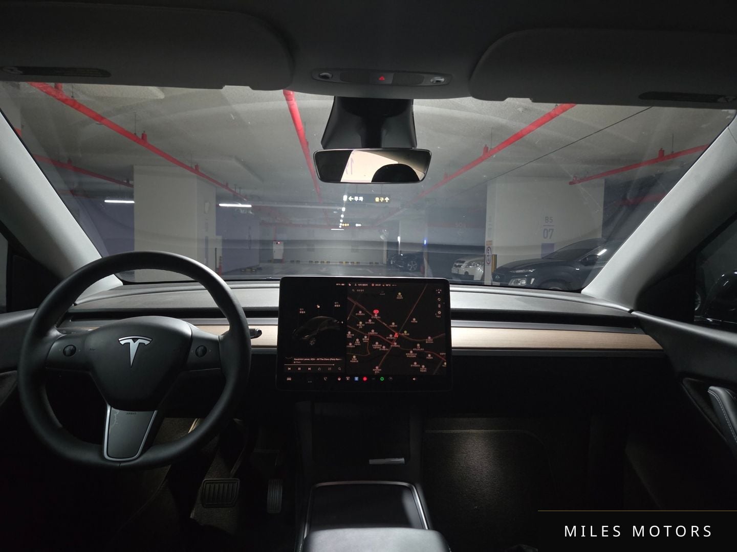 Tesla Model Y 2021 — миниатюра 3