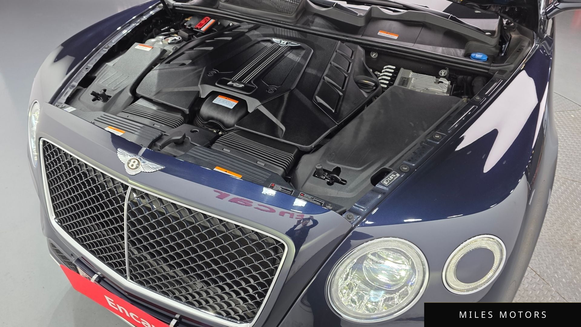 Bentley Bentayga 2019 — миниатюра 6