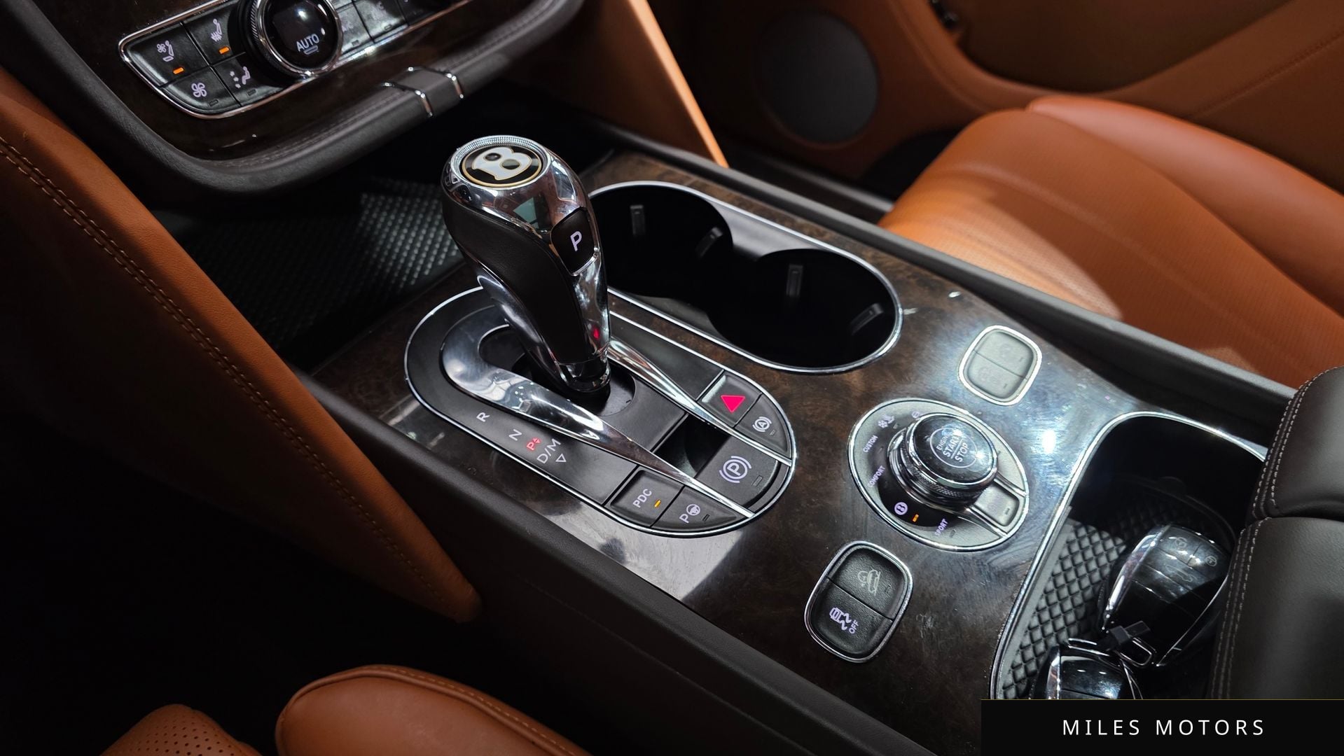 Bentley Bentayga 2019 — миниатюра 12