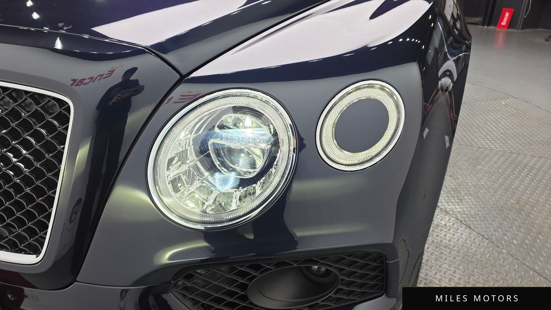 Bentley Bentayga 2019 — миниатюра 8