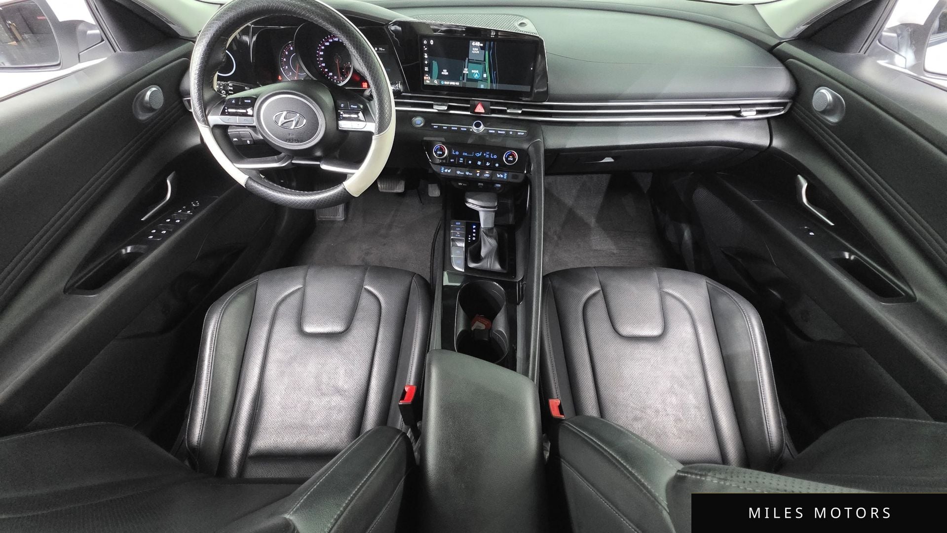 Hyundai AVANTE 2023 — миниатюра 10
