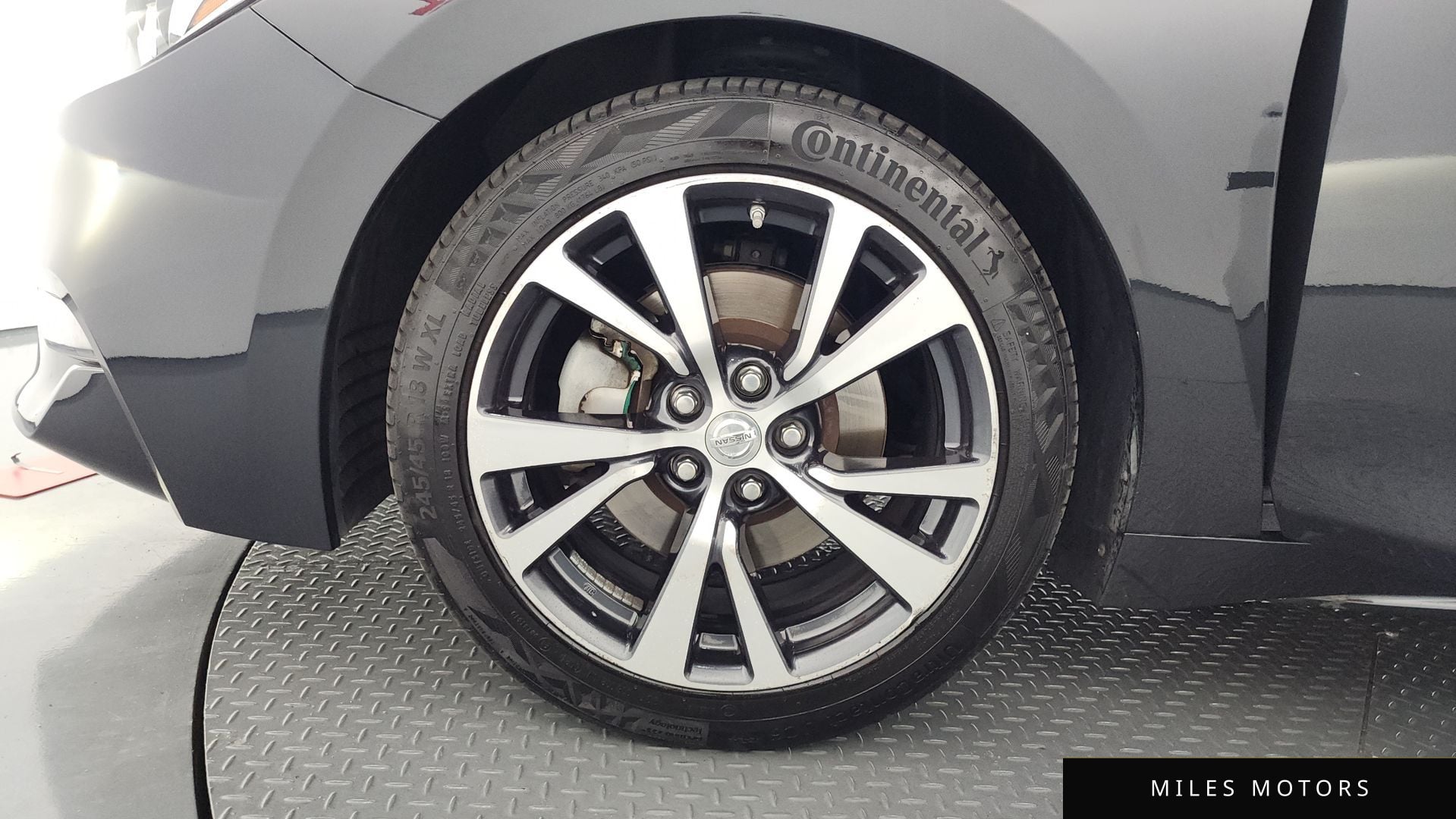 Nissan Maxima 2017 — миниатюра 5