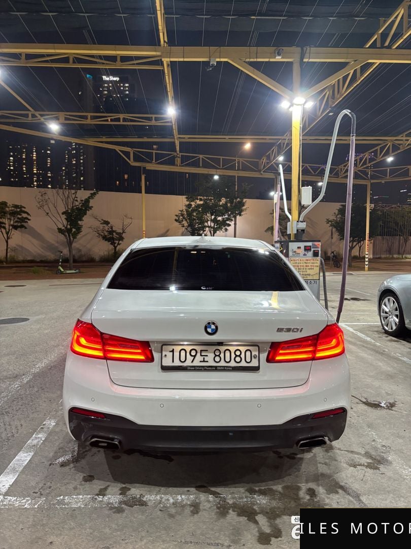 BMW 5 Series (G30) 2018 — миниатюра 12