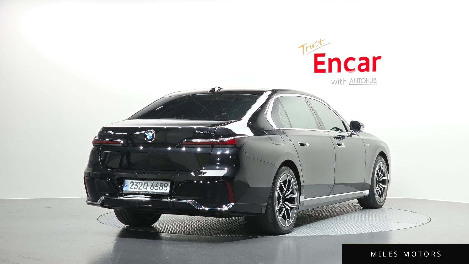 BMW 7 Series (G70) 2025 — миниатюра 2