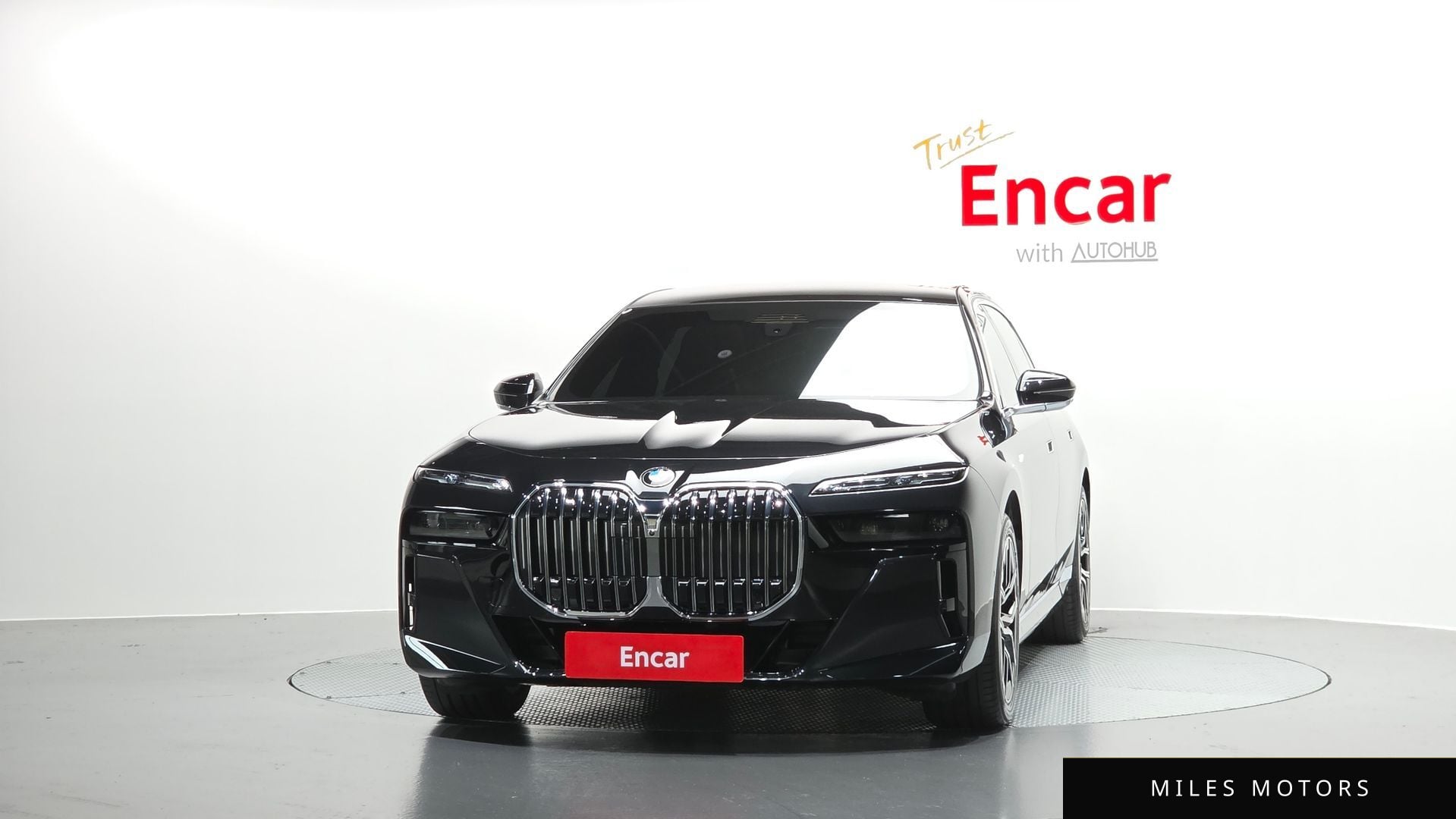 BMW 7 Series (G70) 2025 — миниатюра 3
