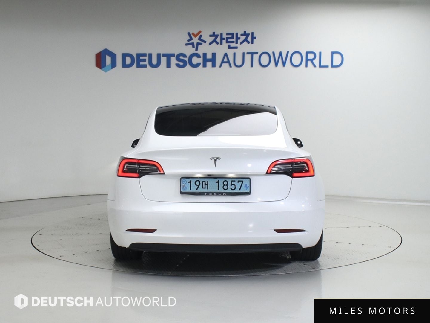 Tesla Model 3 2021 — миниатюра 5
