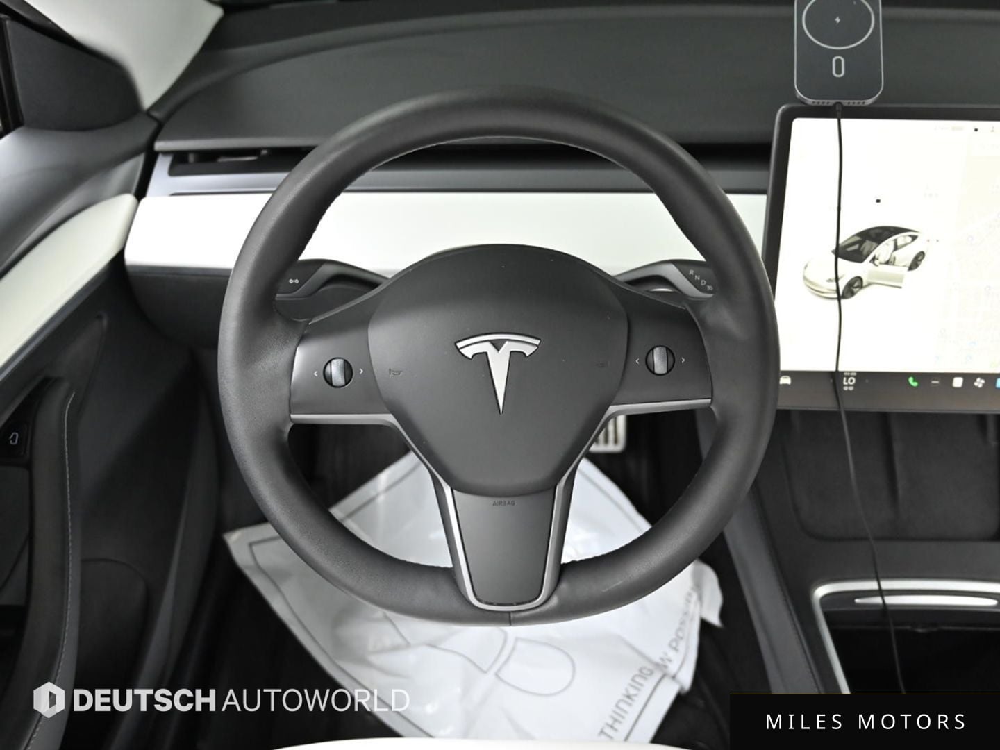 Tesla Model 3 2021 — миниатюра 8