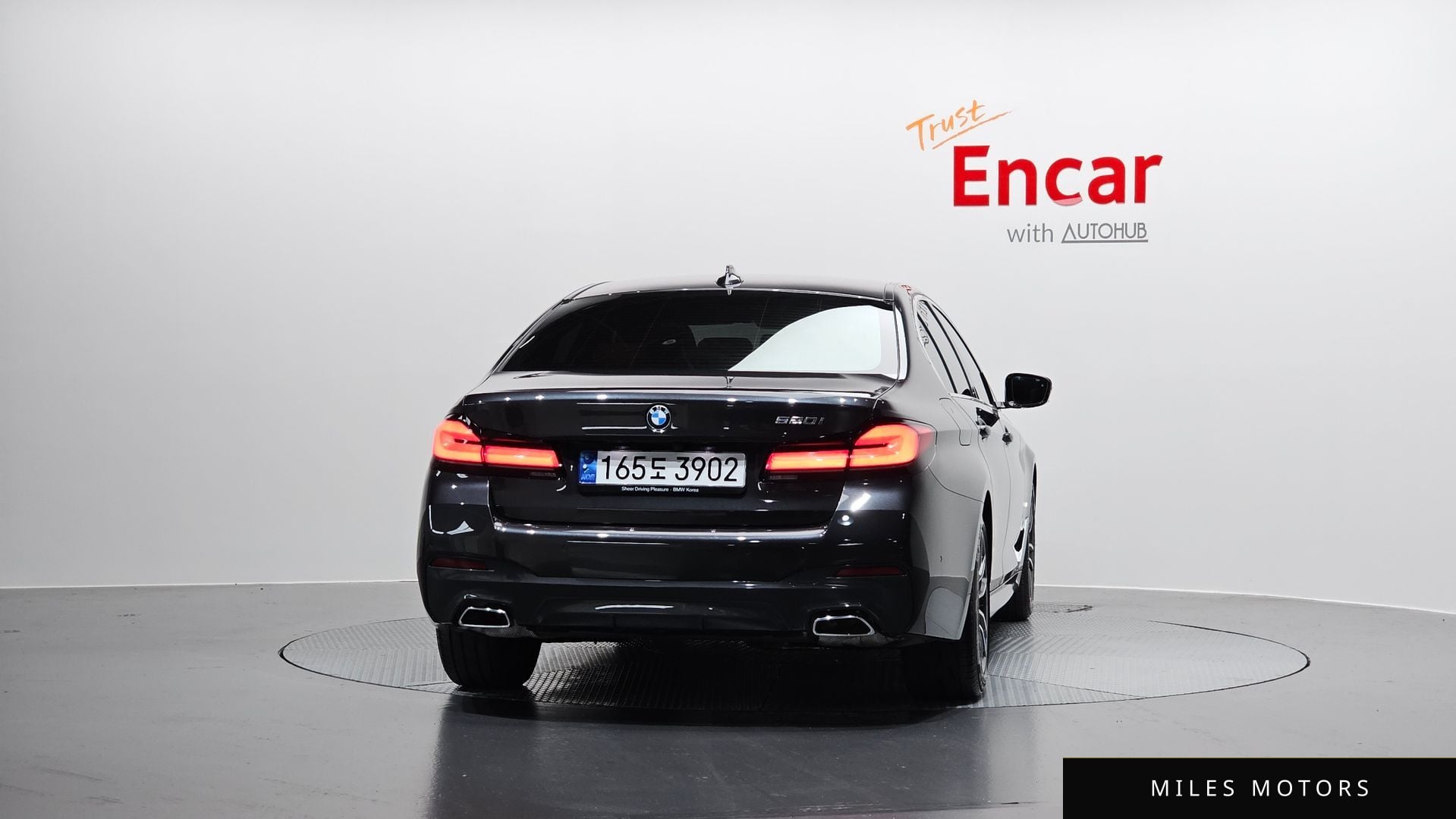 BMW 5 Series (G30) 2023 — миниатюра 4