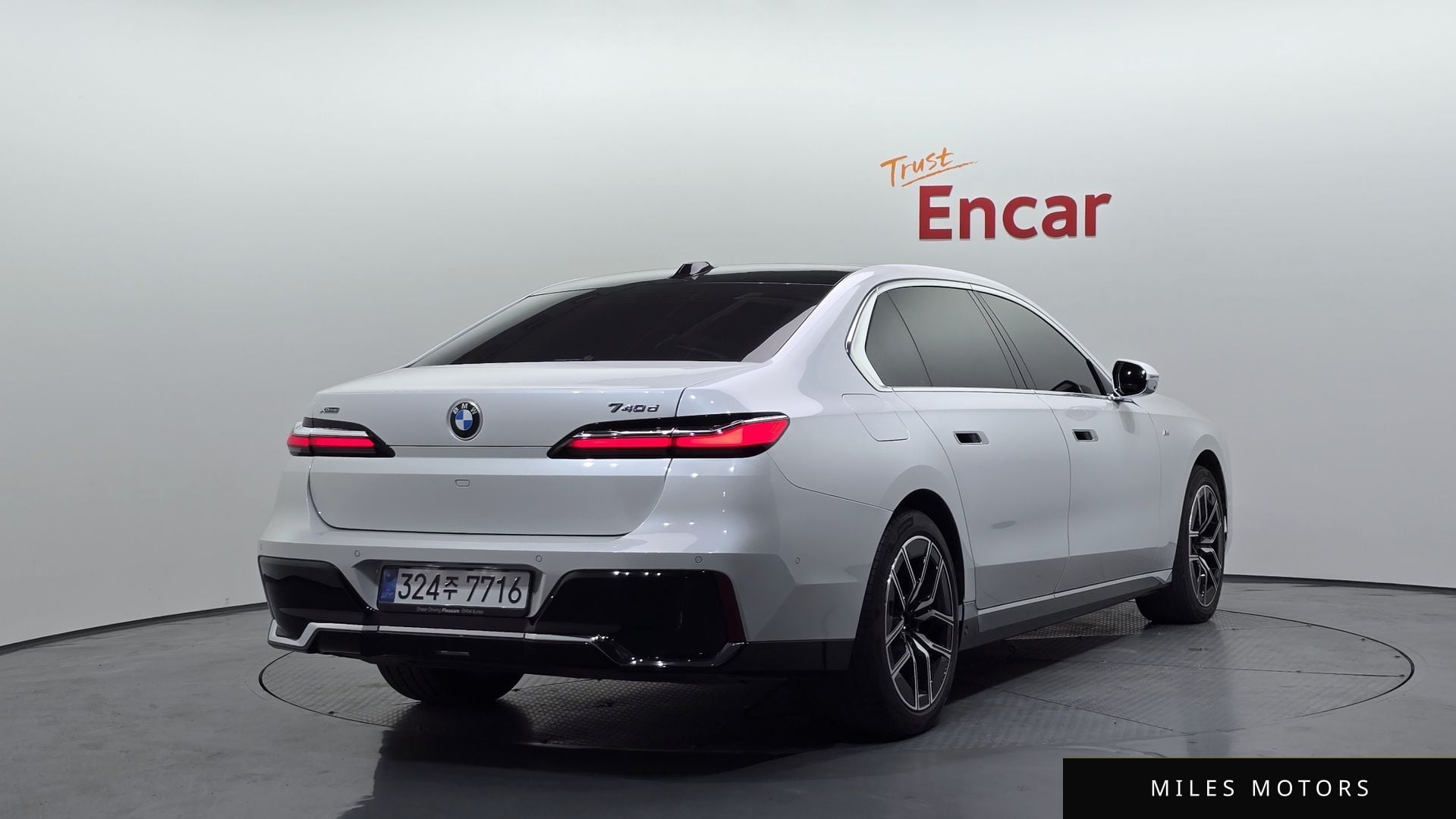 BMW 7 Series (G70) 2025 — миниатюра 2