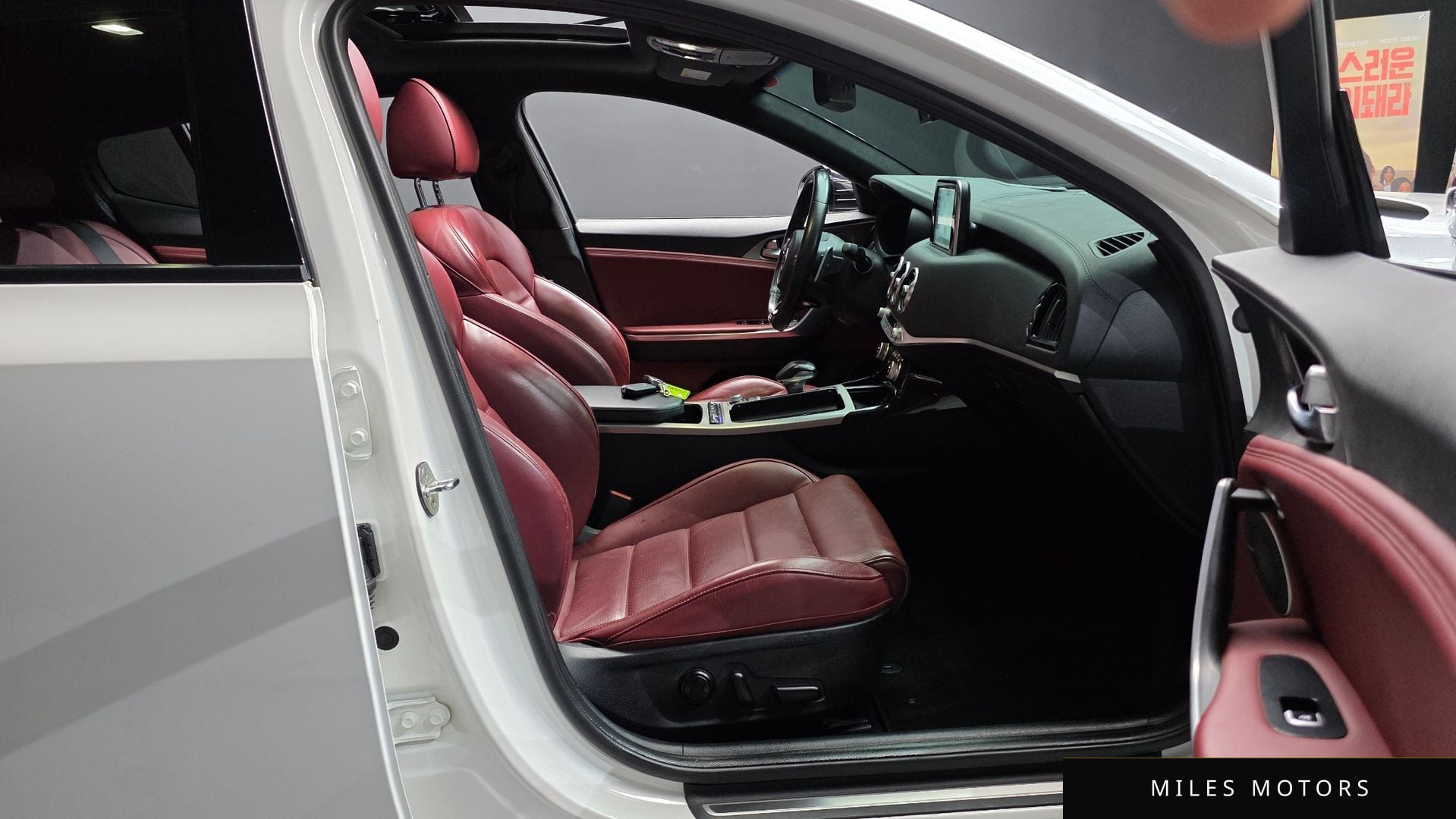 Kia Stinger 2018 — миниатюра 11