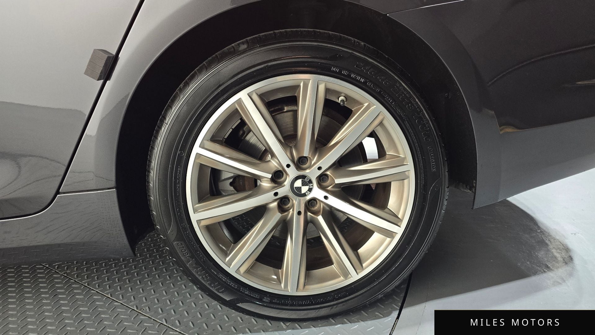 BMW 5 Series (G30) 2019 — миниатюра 7