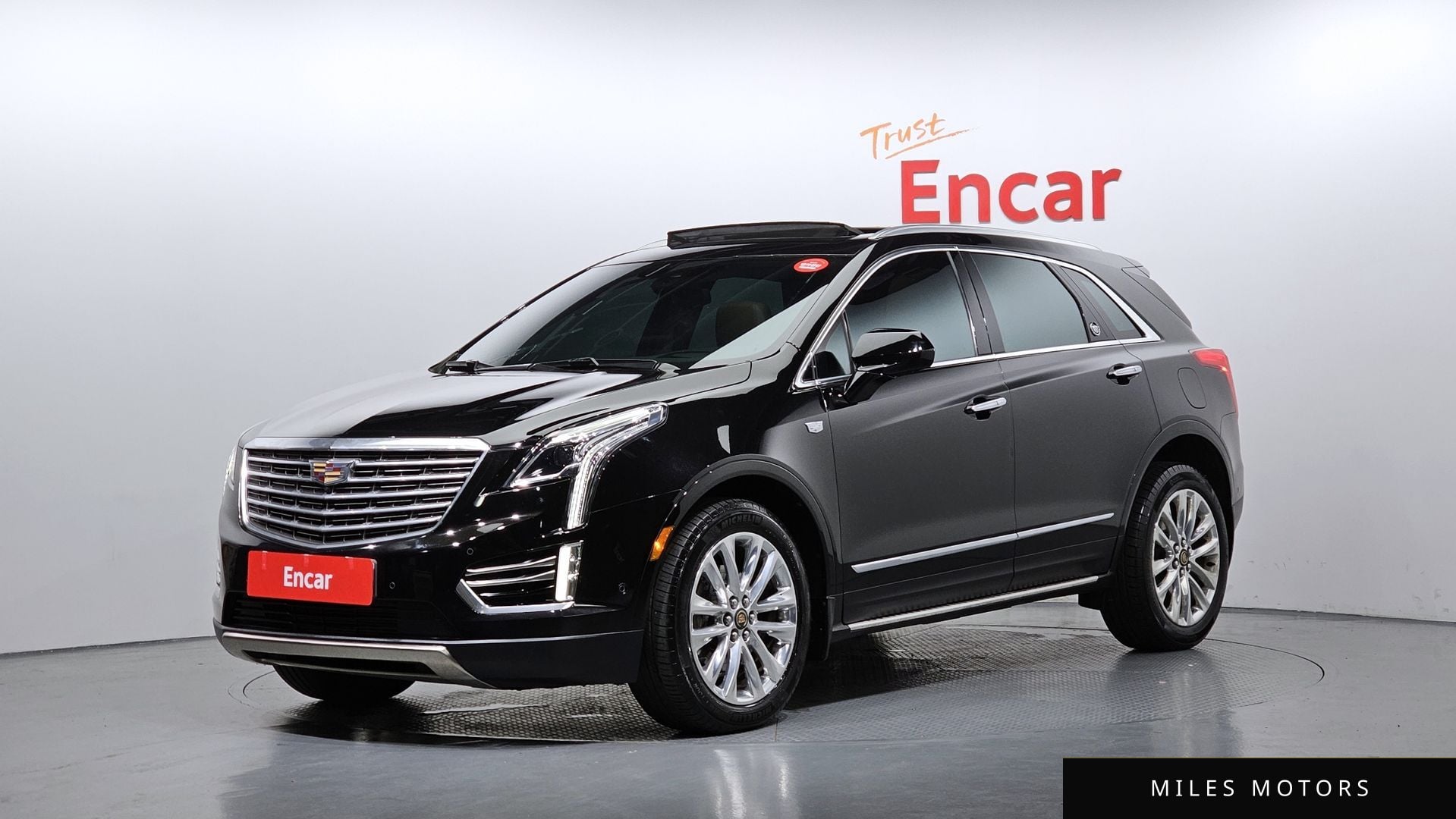 Cadillac XT5 2019 — фото 1 из 12