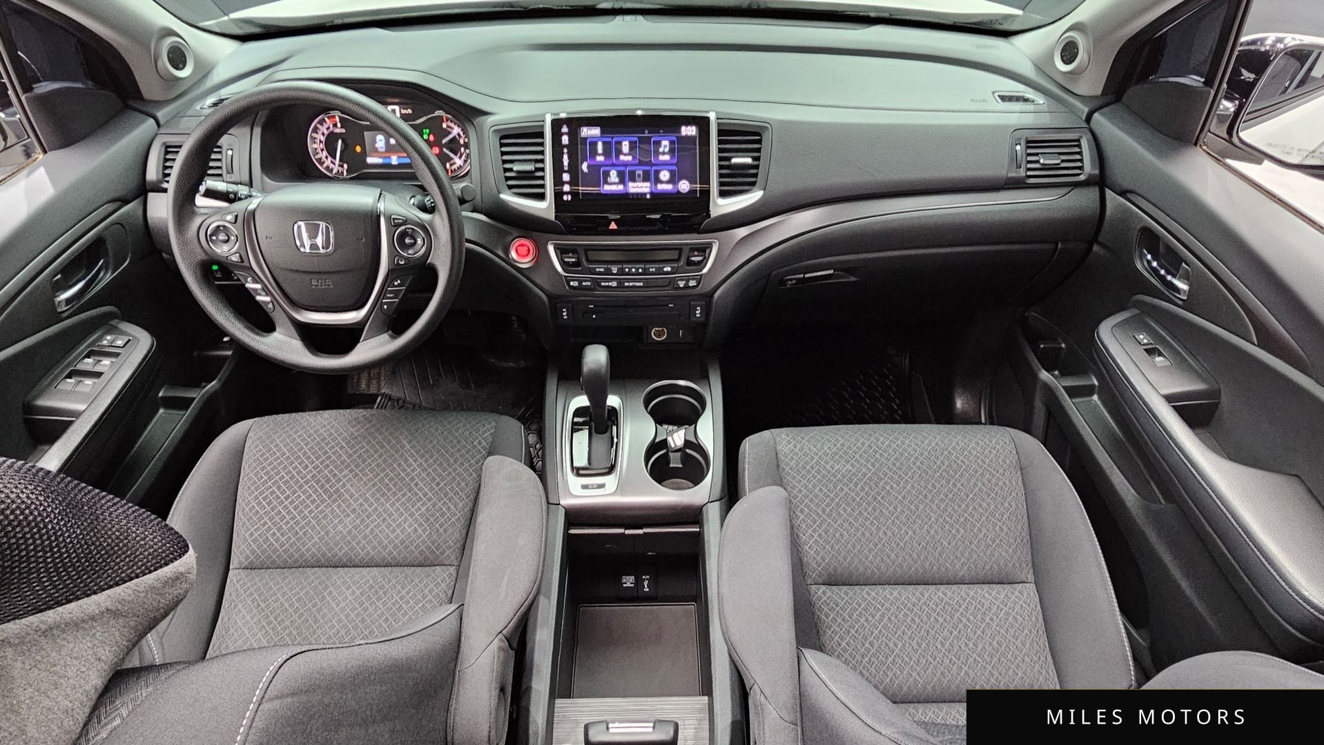 Honda Ridgeline 2018 — миниатюра 10