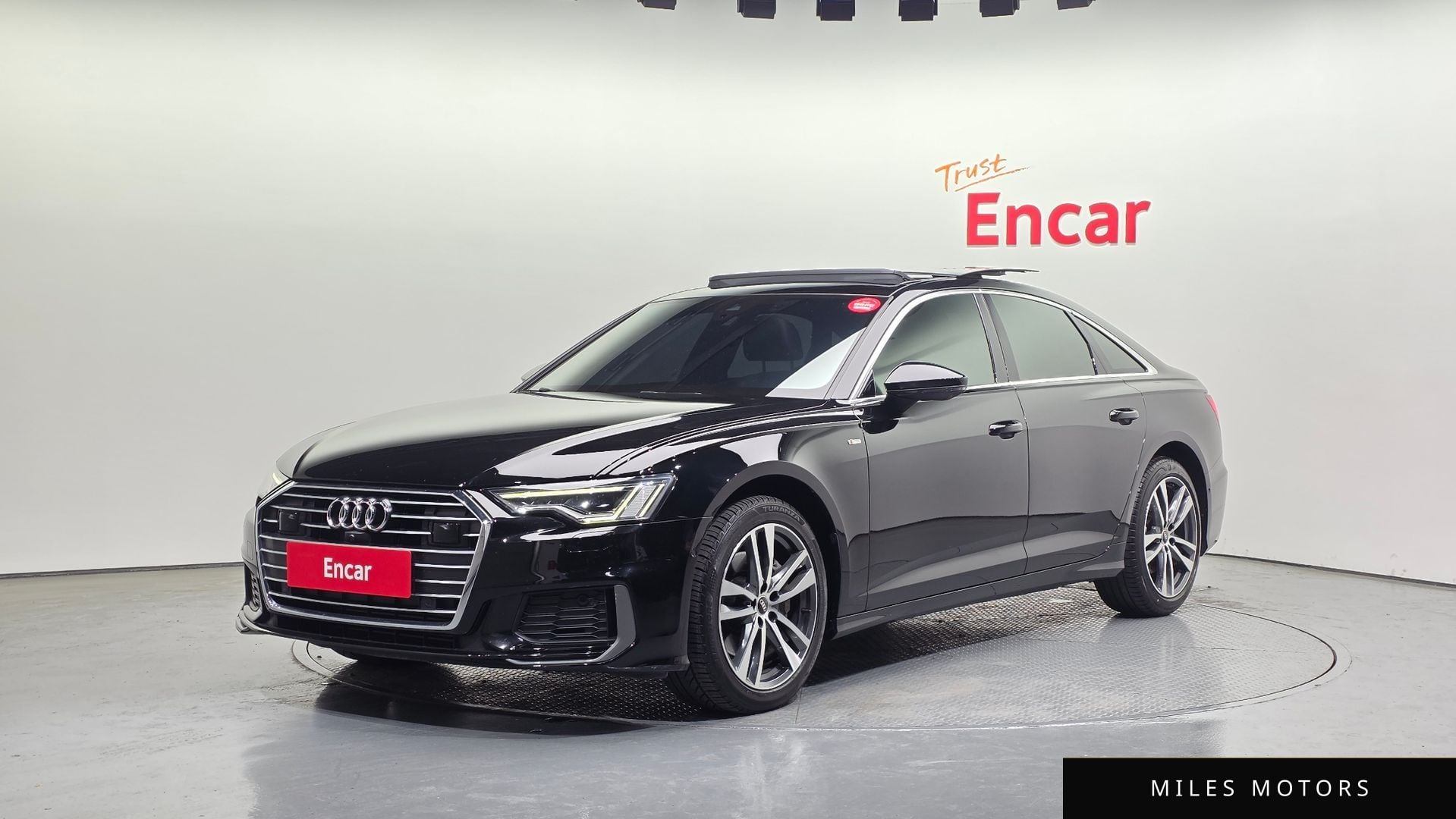 Audi A6 (C8) 2022 — фото 1 из 12