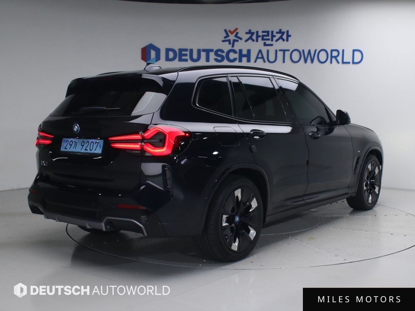 BMW iX3 2024 — миниатюра 2