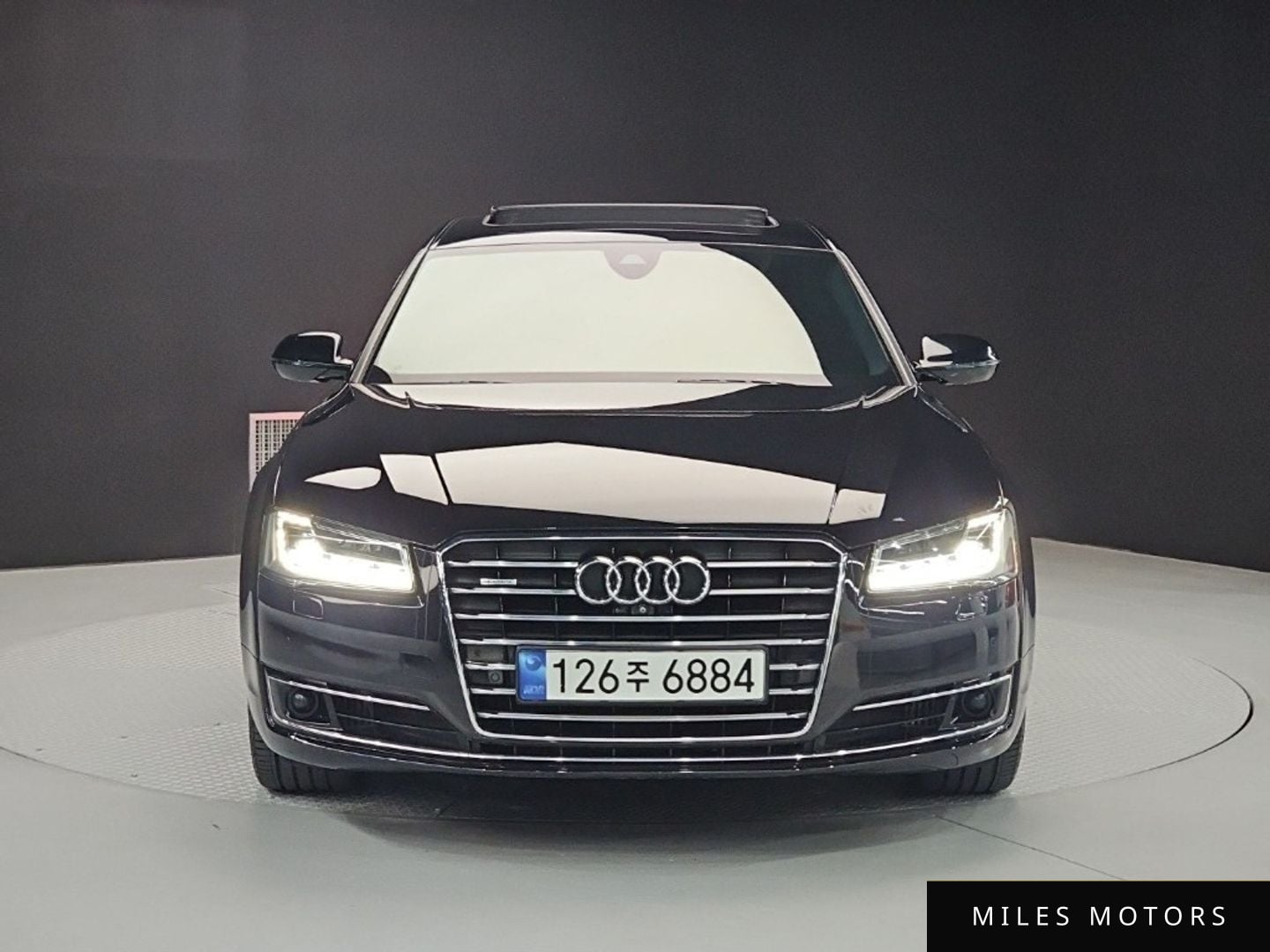 Audi A8 2015 — миниатюра 2