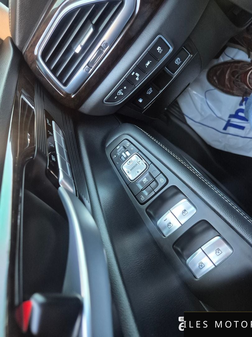 Genesis G90 2020 — миниатюра 11