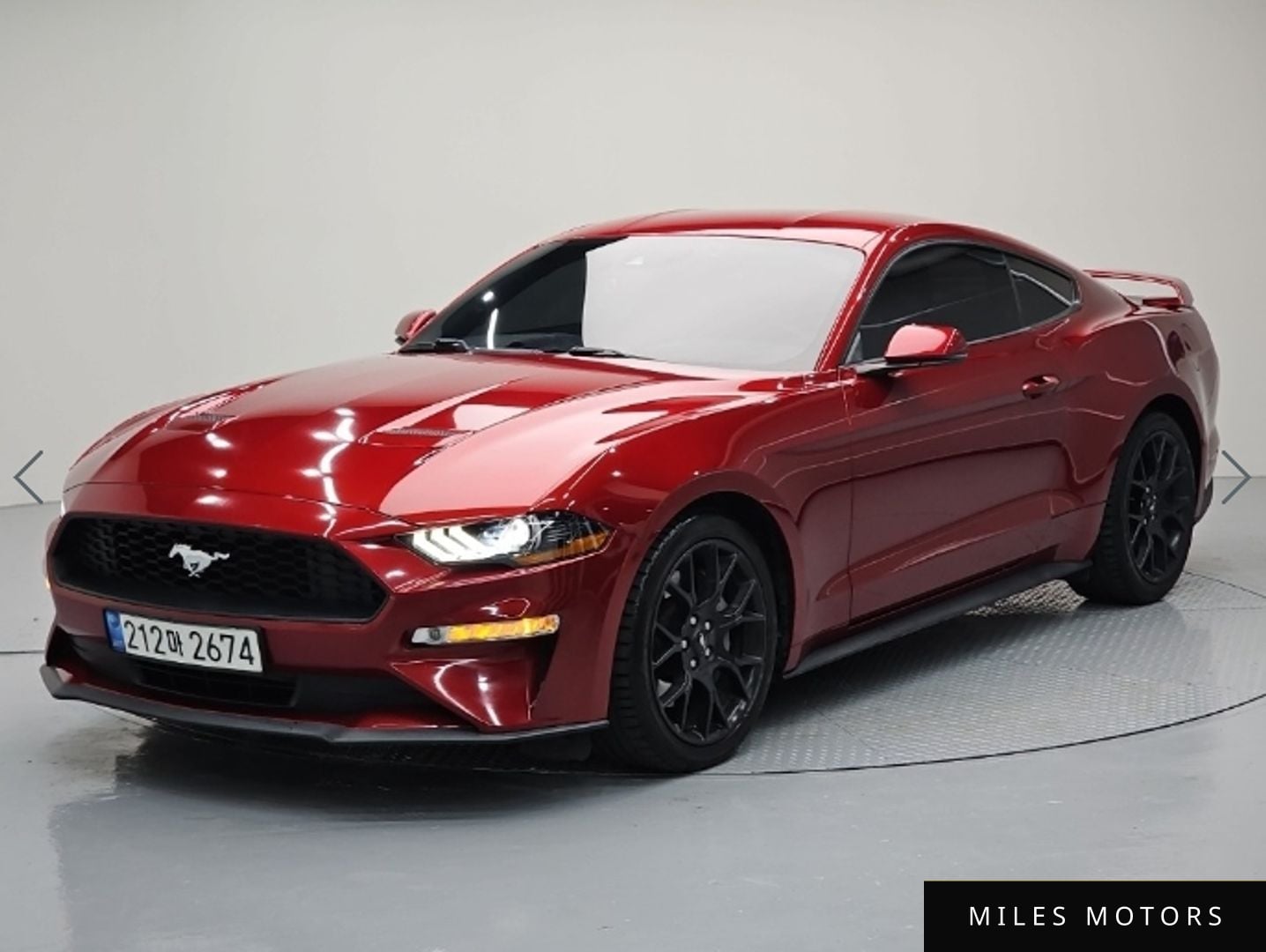 Ford Mustang 2019 — фото 1 из 12