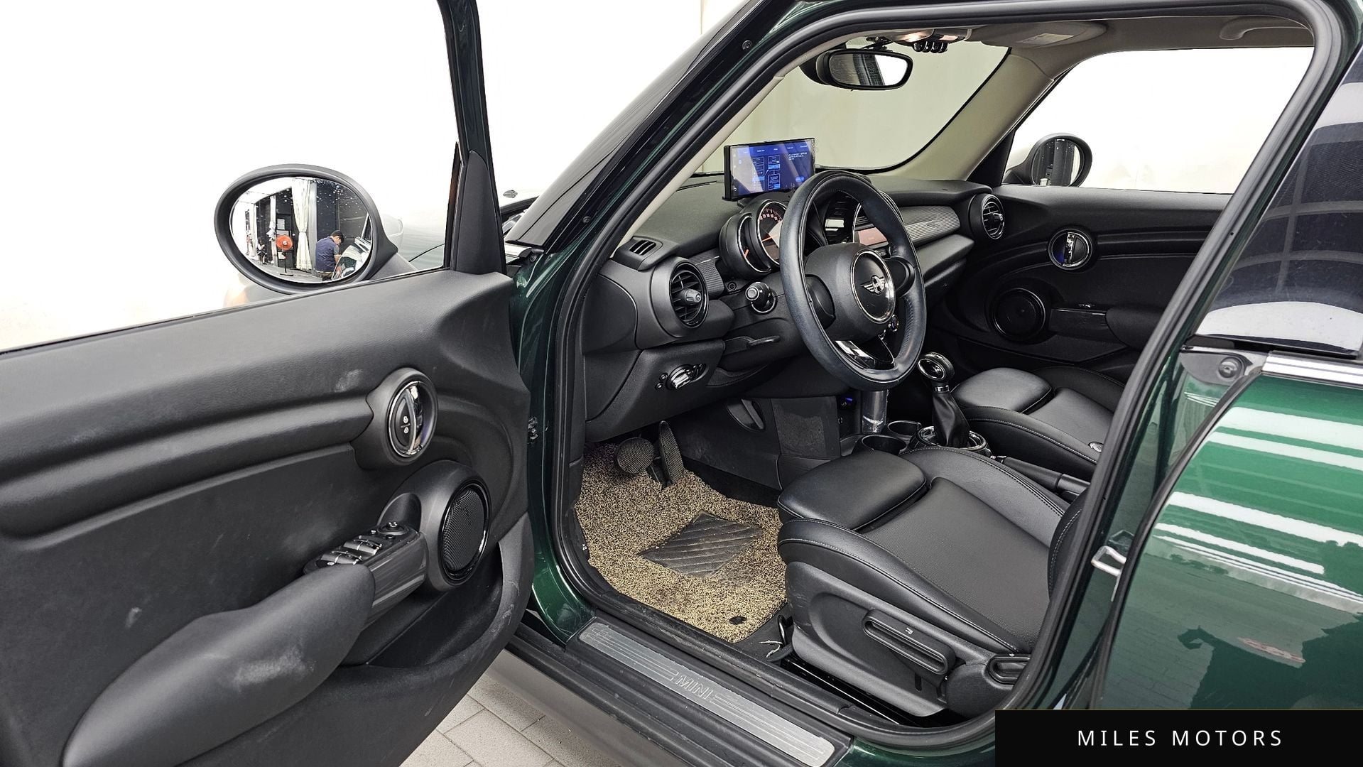 MINI Cooper 2016 — миниатюра 10
