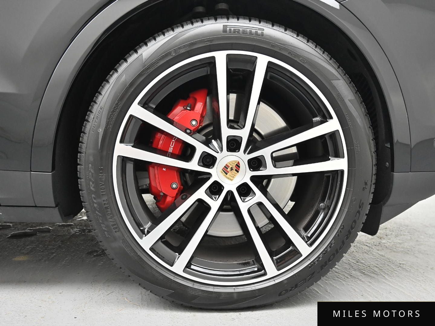 Porsche Cayenne 2025 — миниатюра 5