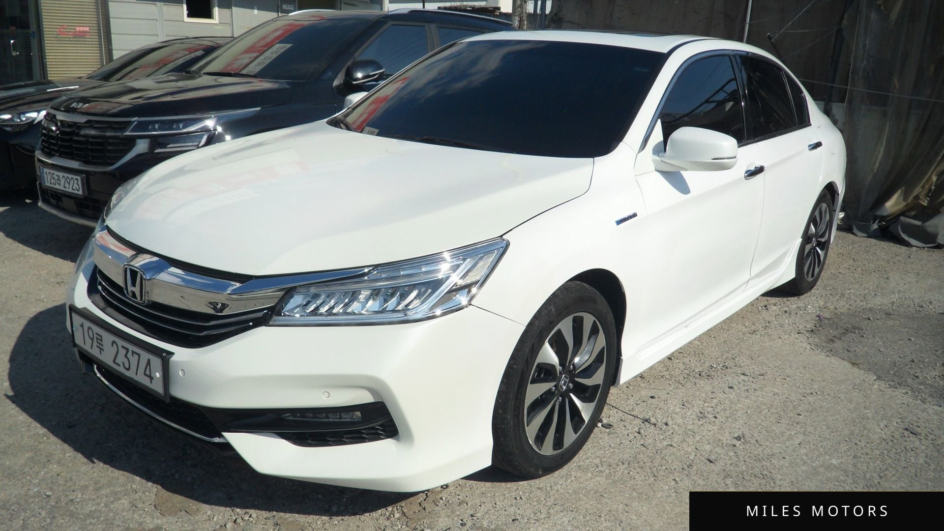 Honda Accord 2017 — фото 1 из 11