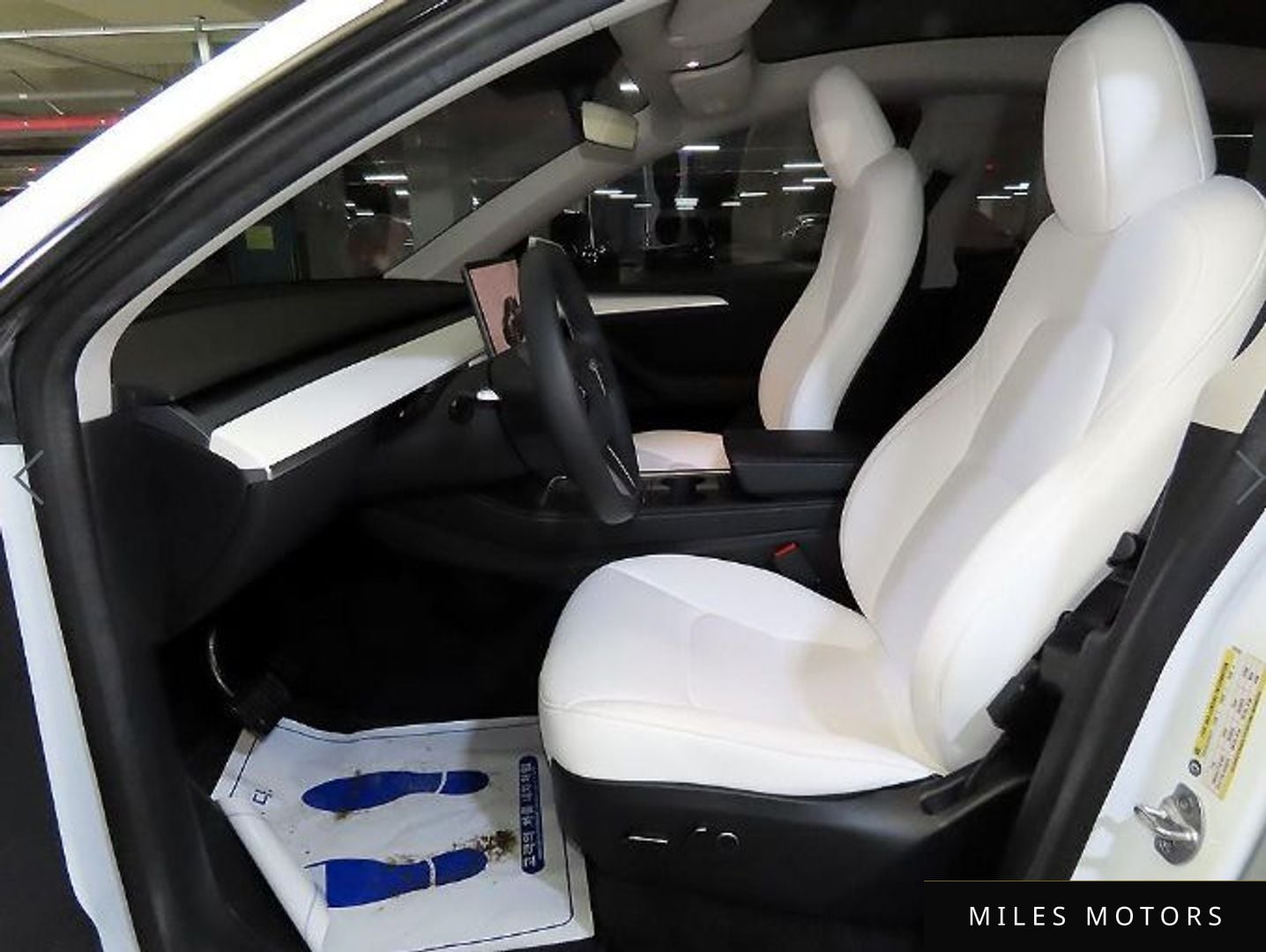 Tesla Model Y 2023 — миниатюра 6