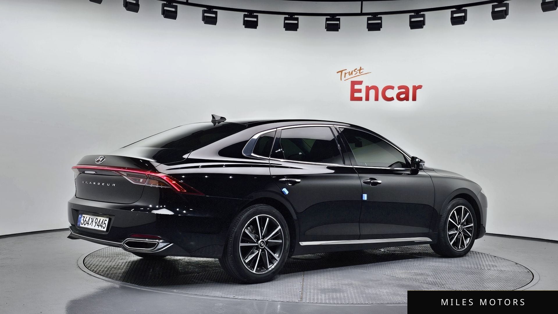 Hyundai Grandeur 2022 — миниатюра 2