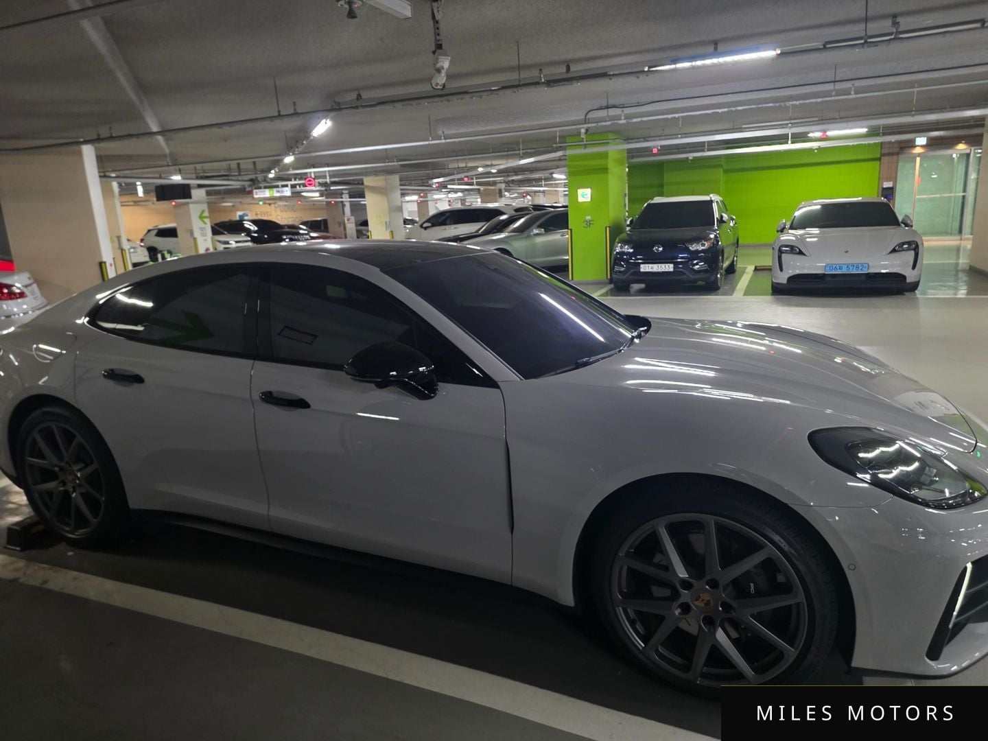 Porsche Panamera 2025 — миниатюра 2