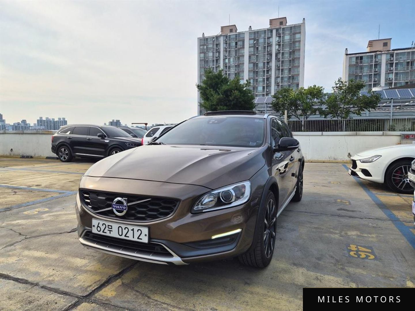 Volvo V60 2016 — фото 1 из 12