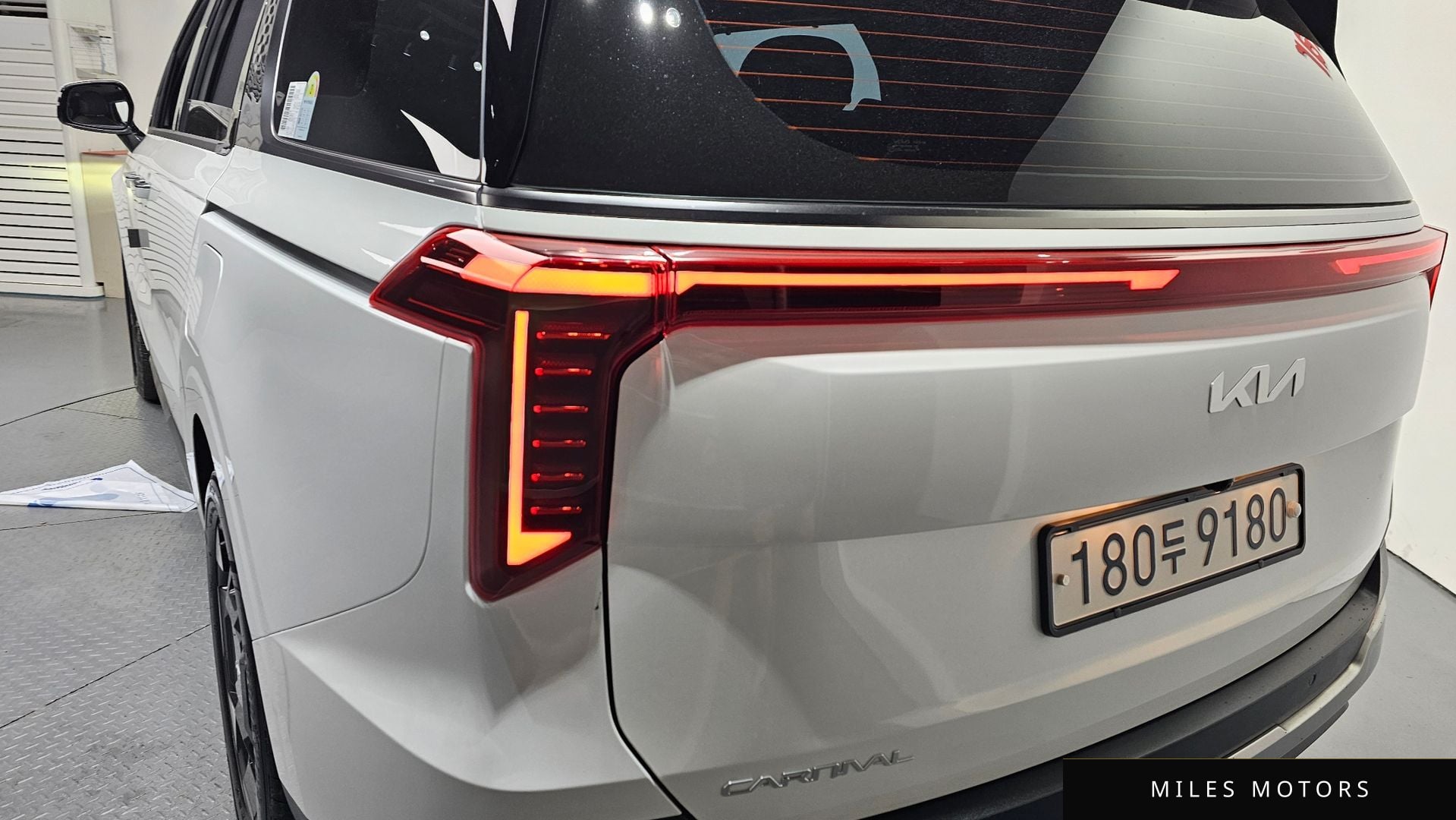 Kia Canival 2025 — миниатюра 8
