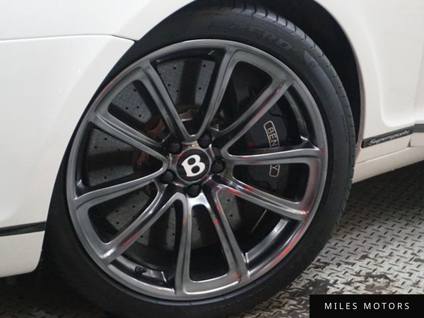 Bentley Continental GT 2010 — миниатюра 5