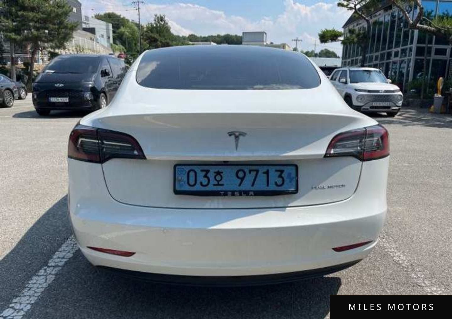 Tesla Model 3 2022 — миниатюра 3