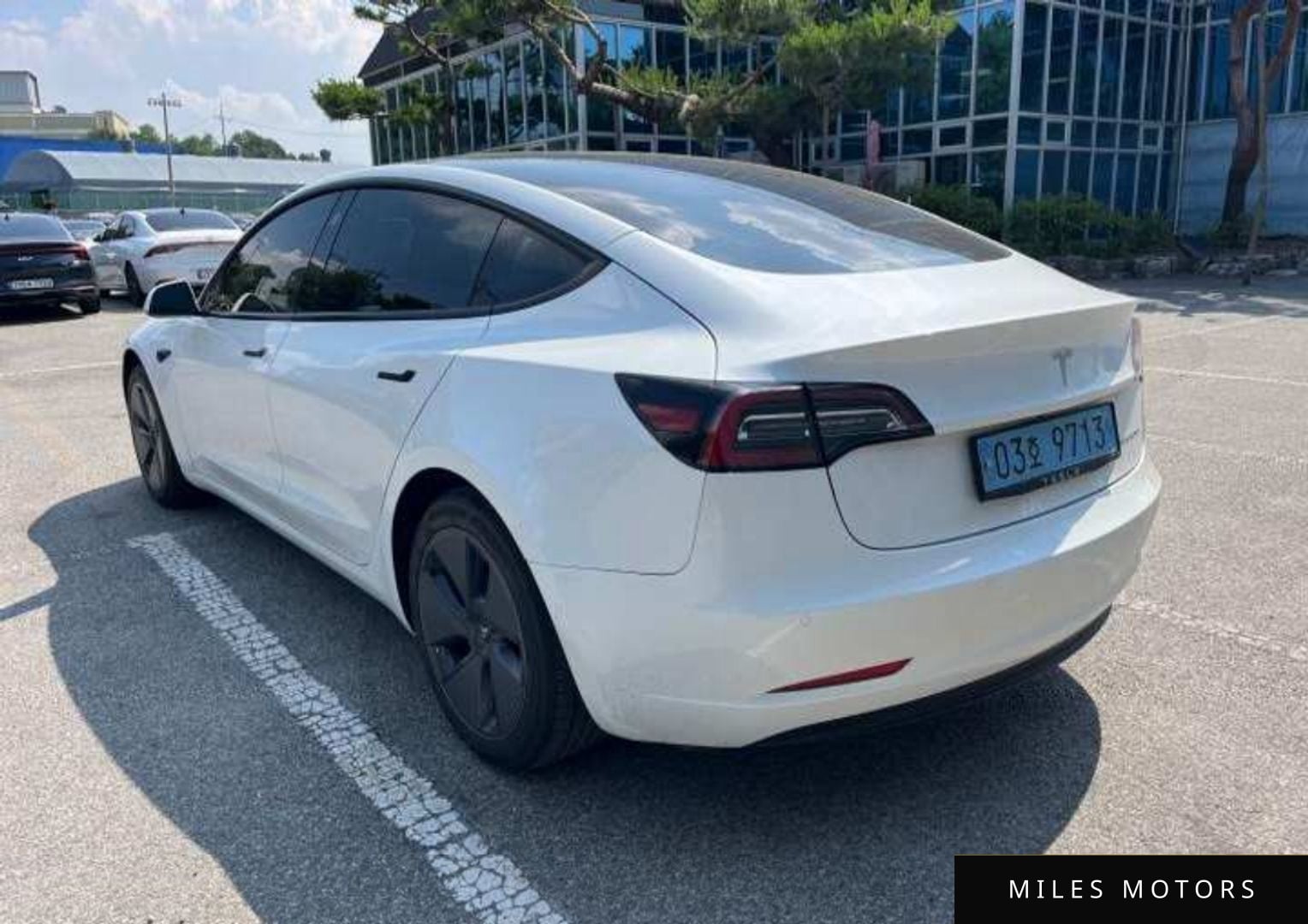 Tesla Model 3 2022 — миниатюра 9