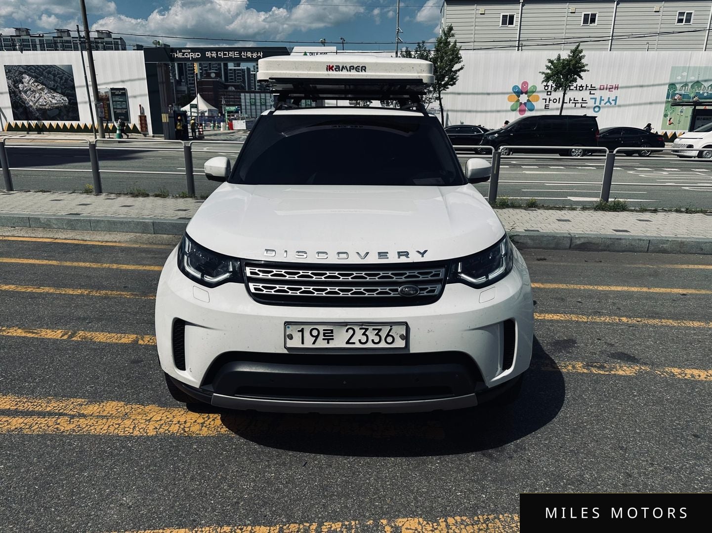 Land Rover Discovery 2017 — миниатюра 2