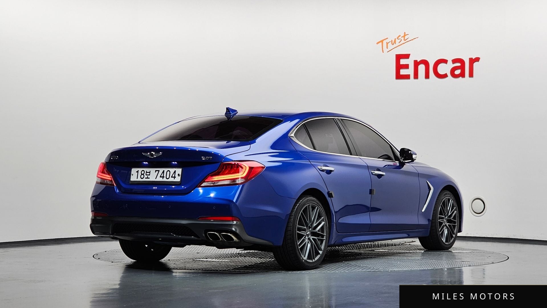 Genesis G70 2018 — фото 1 из 12