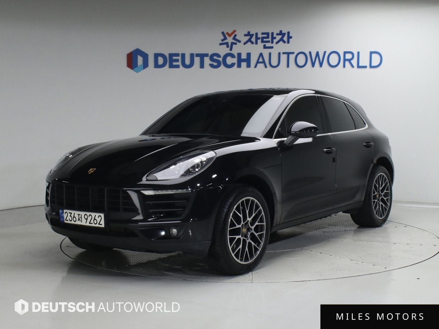 Porsche Macan 2017 — миниатюра 3