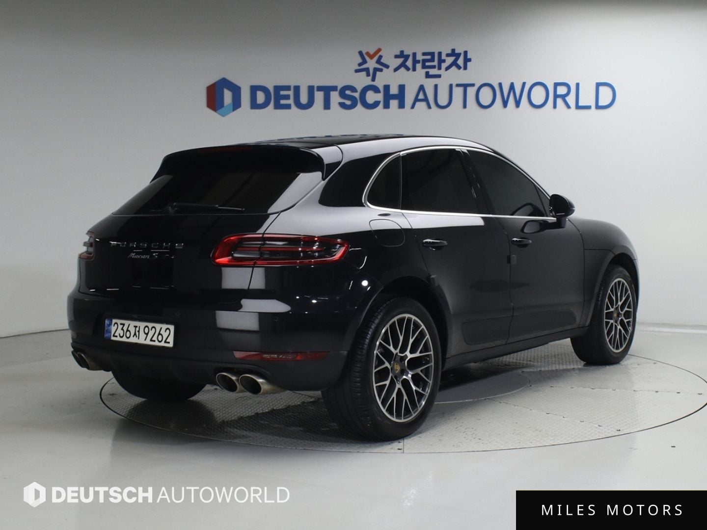Porsche Macan 2017 — миниатюра 4