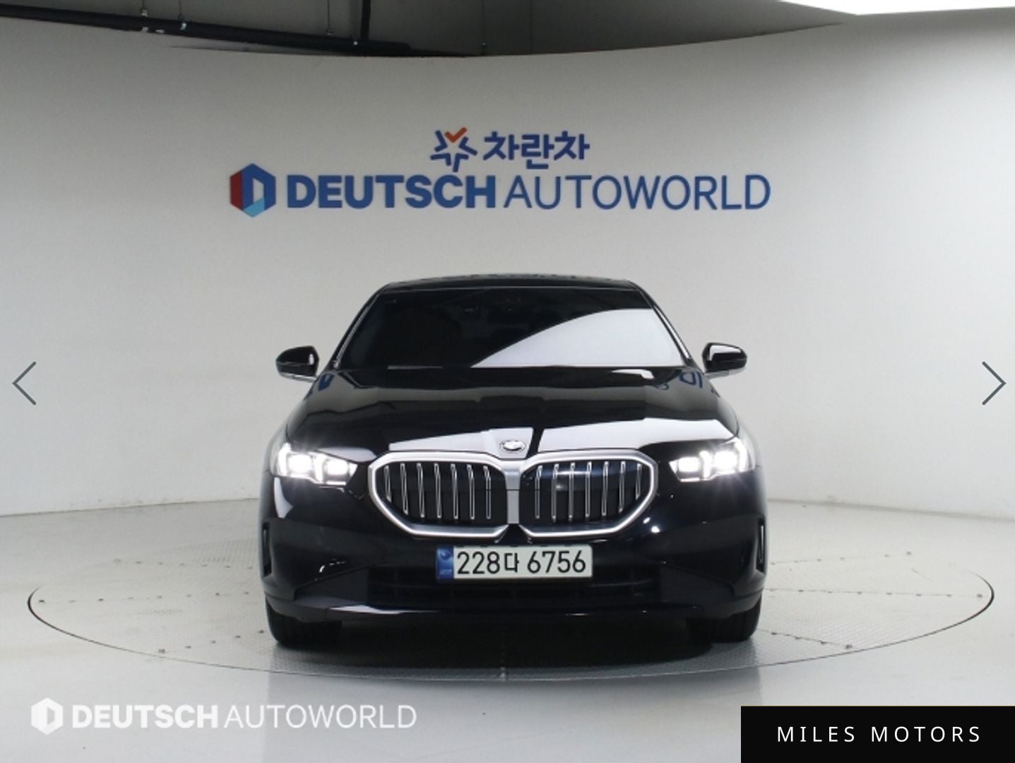 BMW 5 Series (G60) 2024 — миниатюра 3
