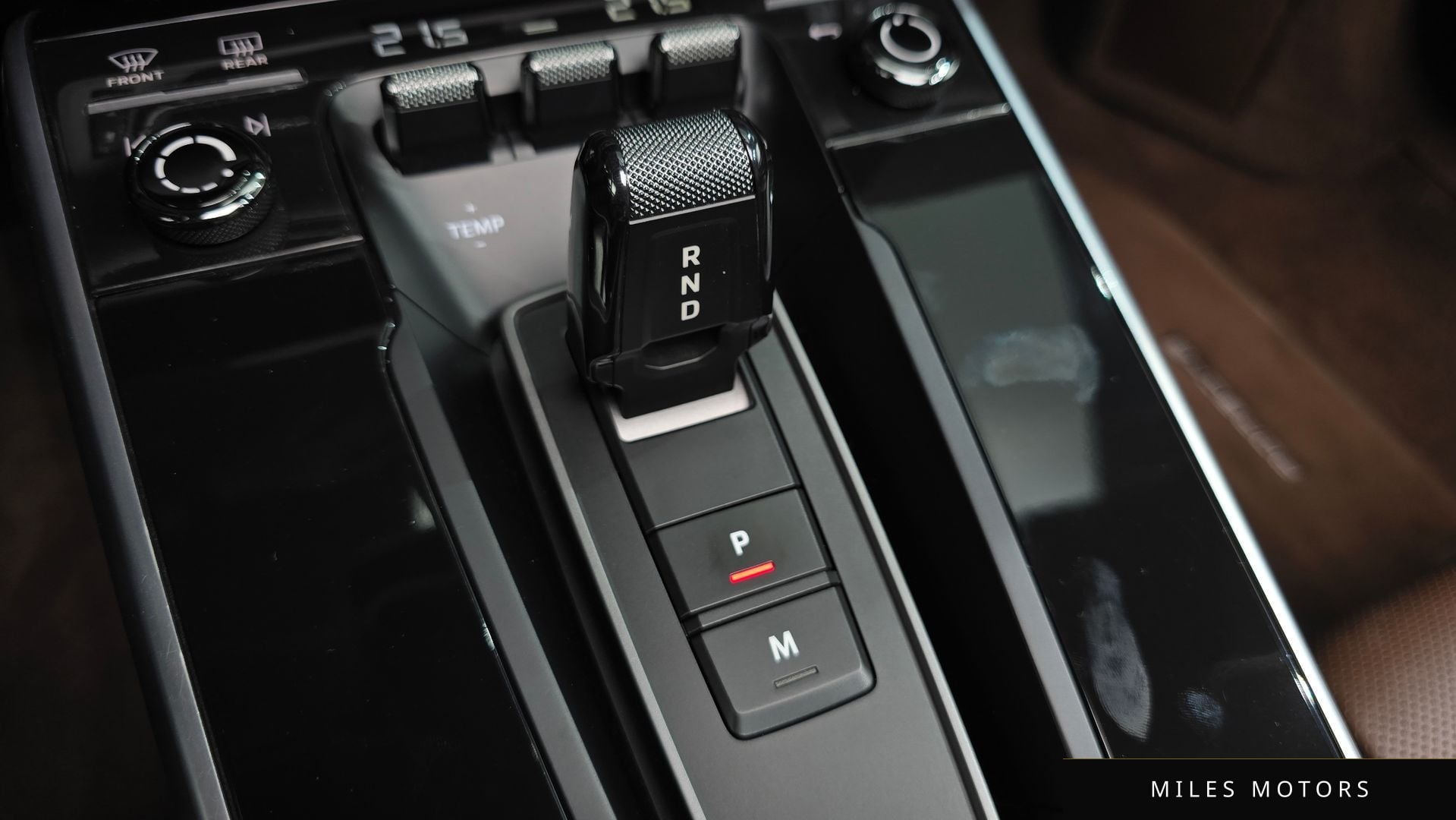 Porsche 911 (992) 2022 — миниатюра 12