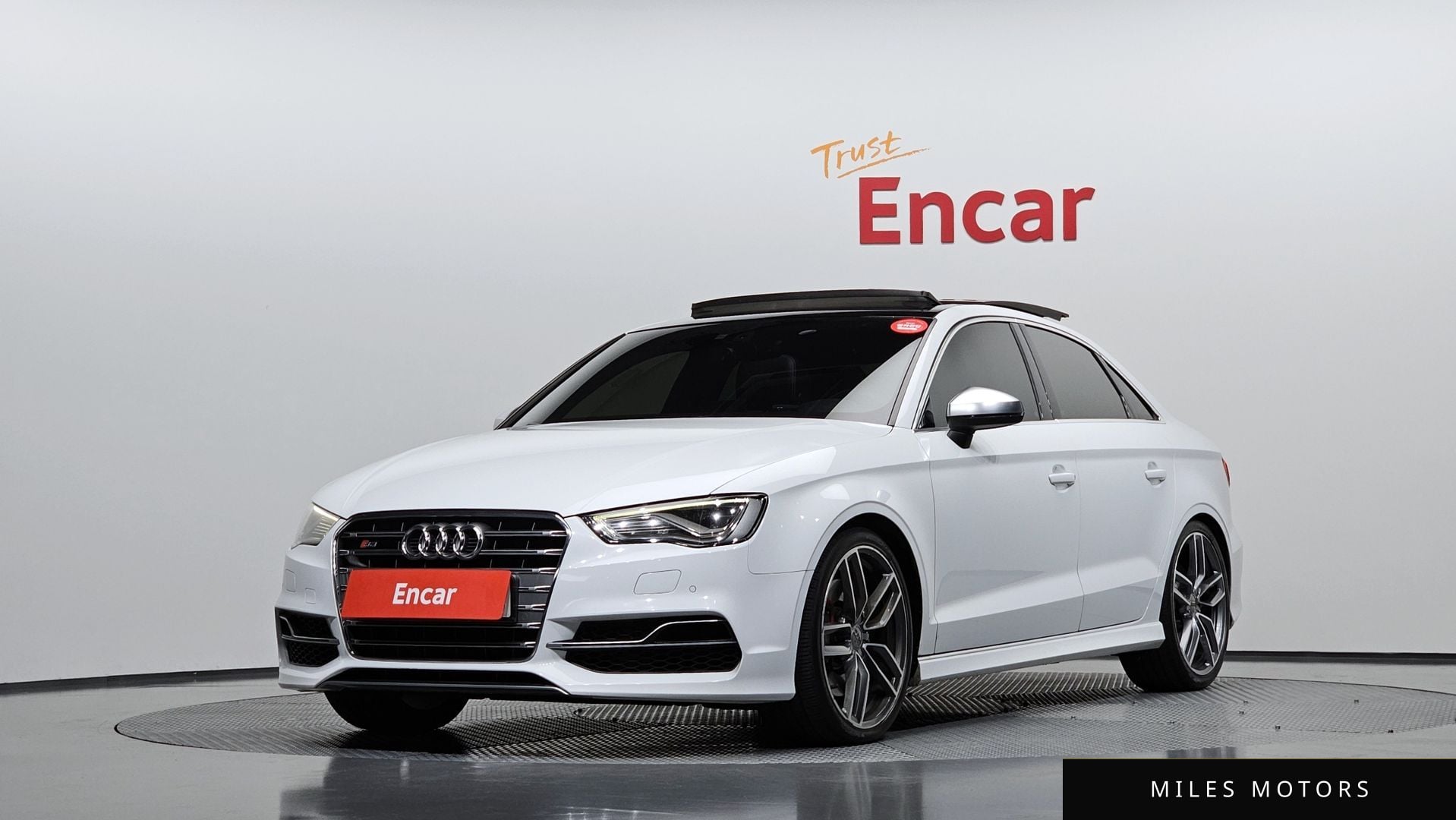 Audi S3 2016 — фото 1 из 12
