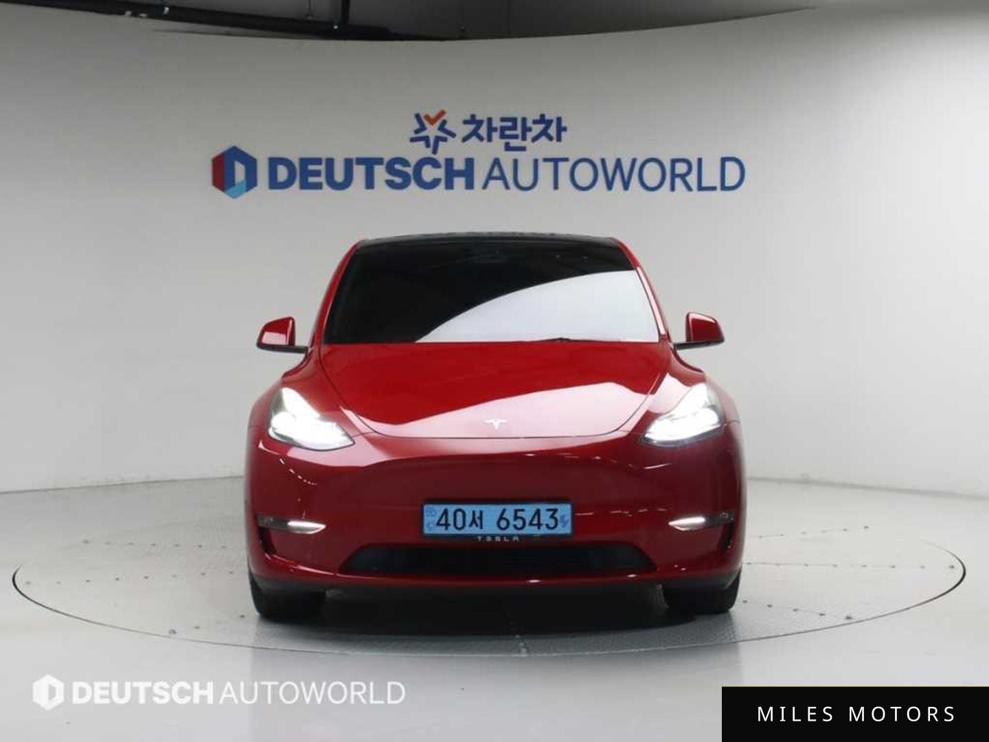 Tesla Model Y 2023 — миниатюра 3