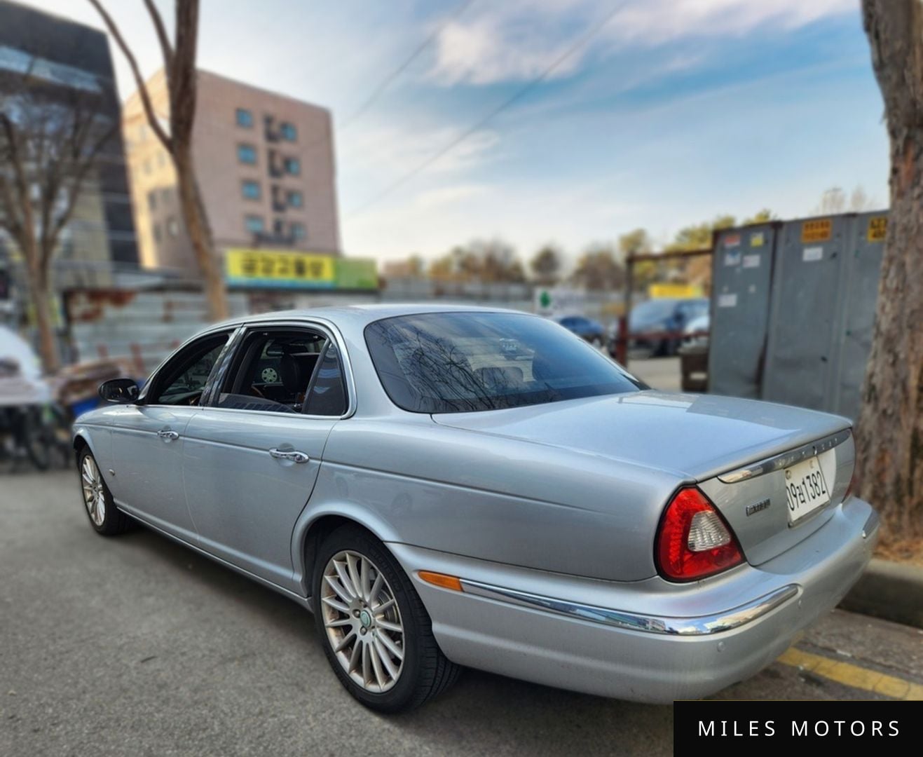 Jaguar XJ-8 2006 — фото 1 из 9
