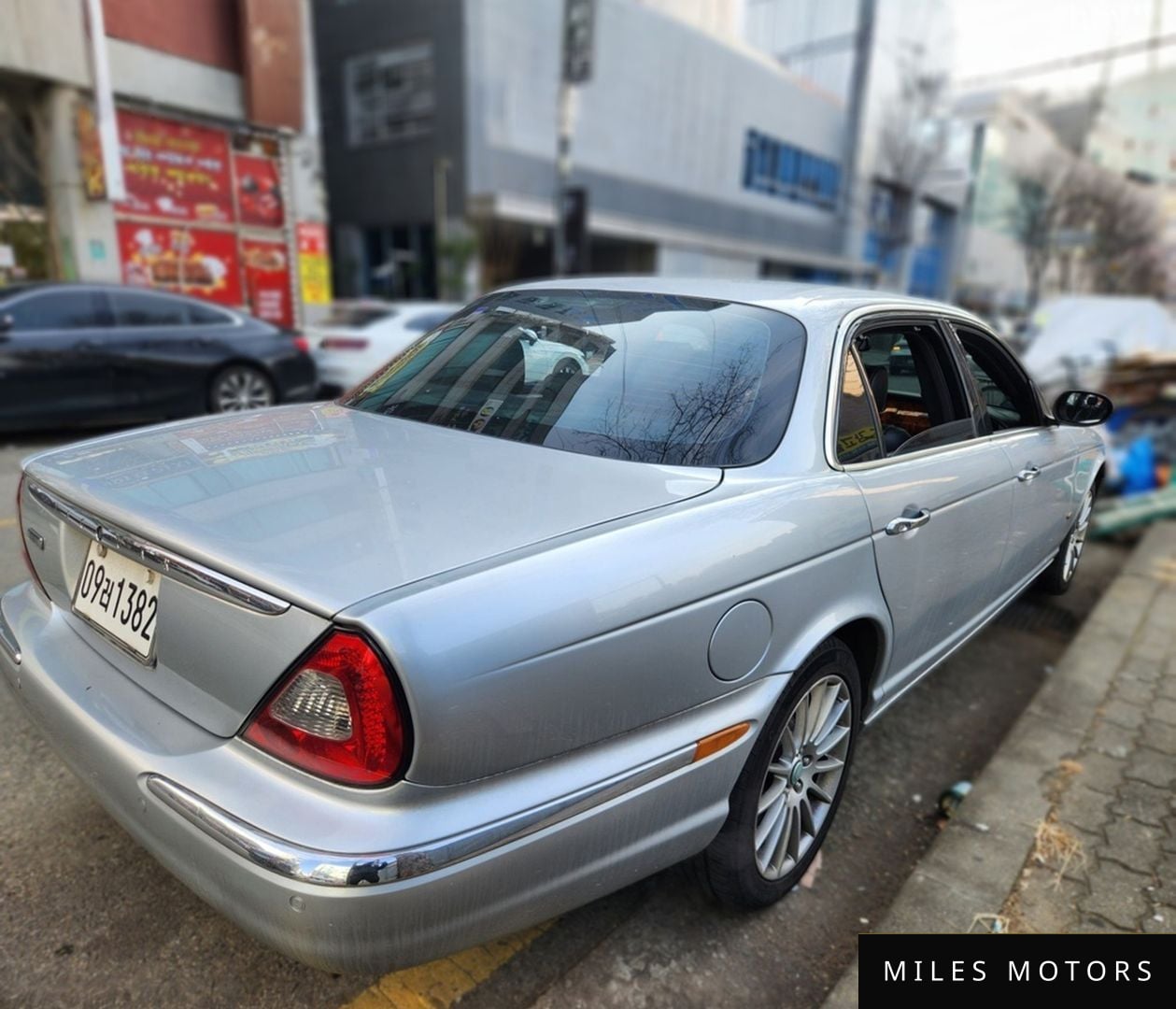 Jaguar XJ-8 2006 — миниатюра 6