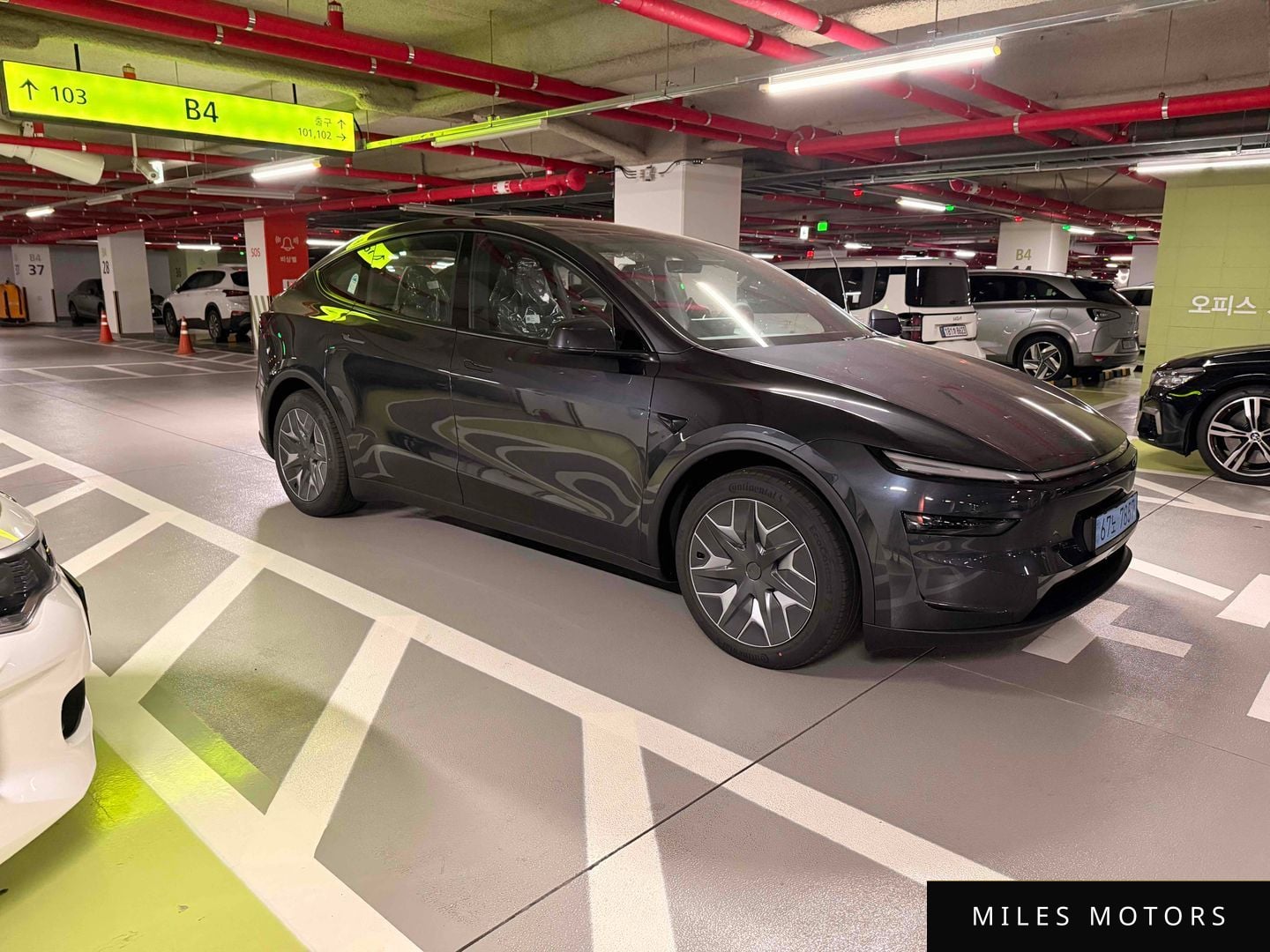 Tesla Model Y 2026 — миниатюра 2